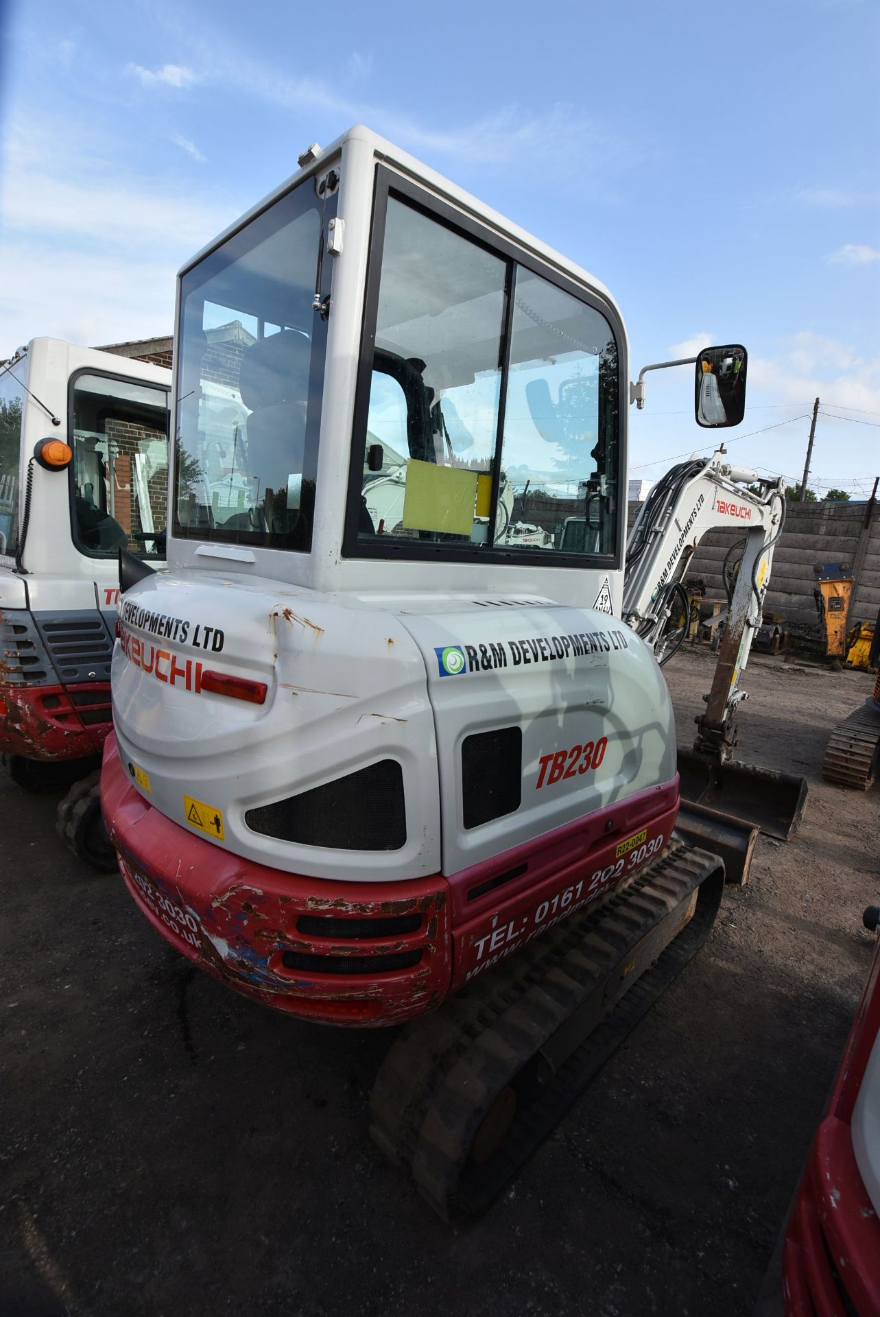 Takeuchi TB230 3T TRACKED EXCAVATOR, serial no, 1300011334, year of manufacture 2016, 18.2kW - Image 3 of 8