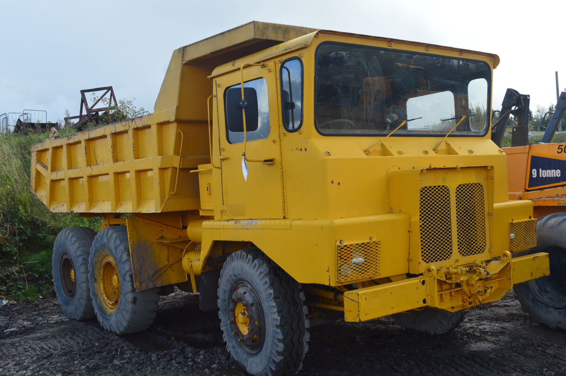 NEI Haulamatic 615 6x3 DUMP TRUCK, registration no. Q538 GRN, serial no. 1R2943, indicated hours