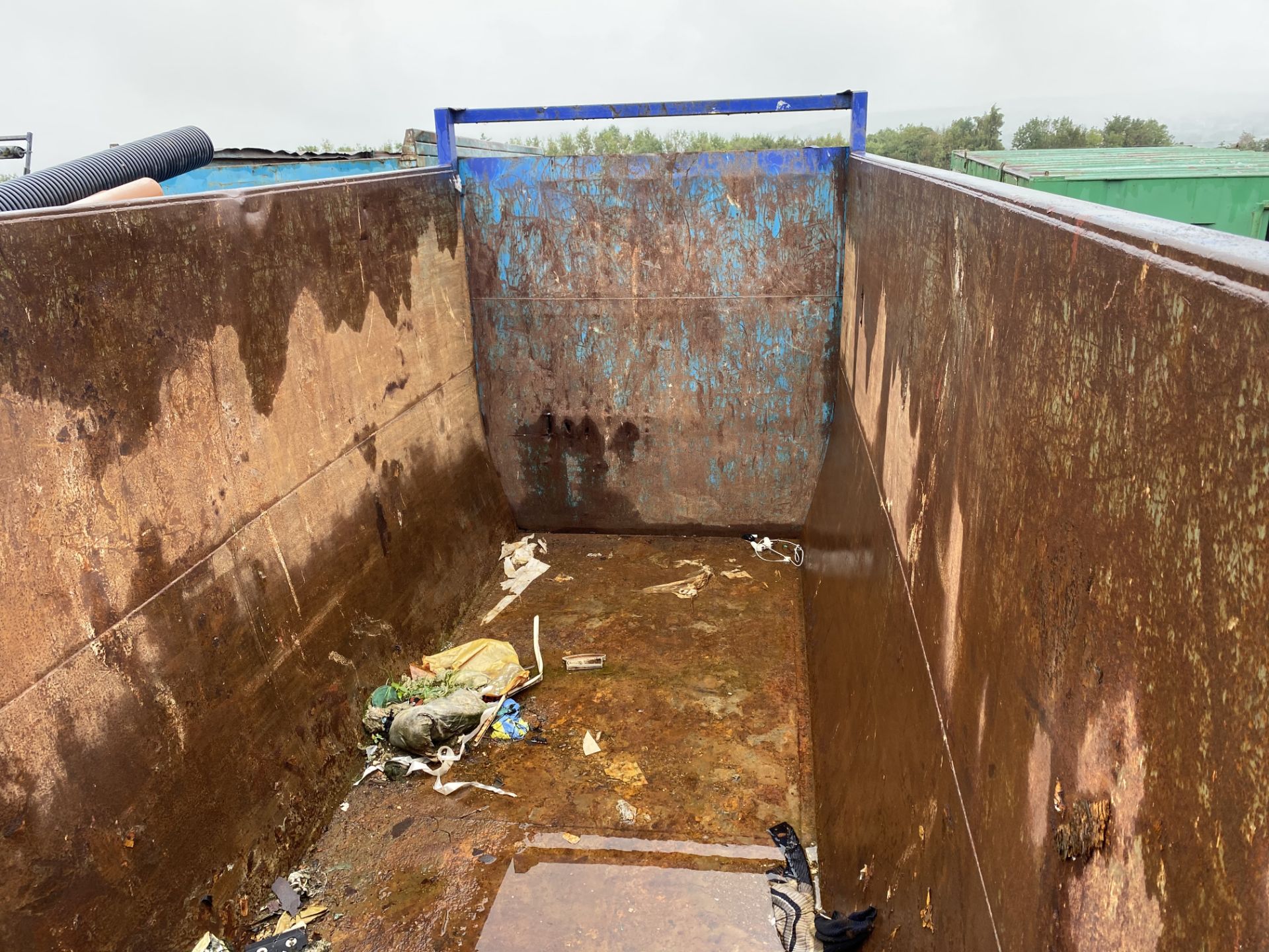 RORO Bin/ Skip (lot located at Moorfield Drive, Altham, Accrington, Lancashire, BB5 5TX) (15% buyers - Image 3 of 3