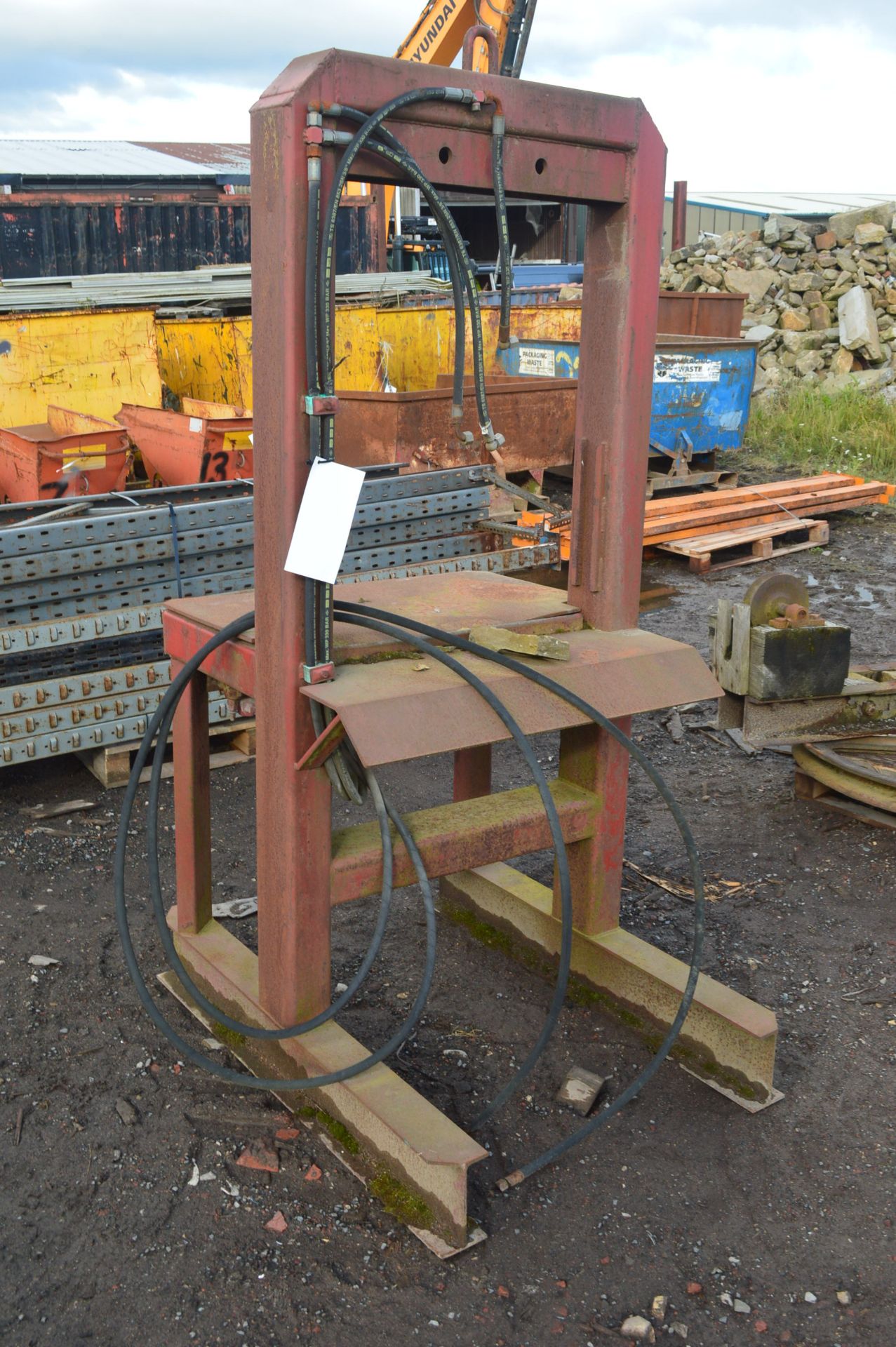 Hydraulic Punch/ Press STONE CROPPER (lot located at Moorfield Drive, Altham, Accrington,