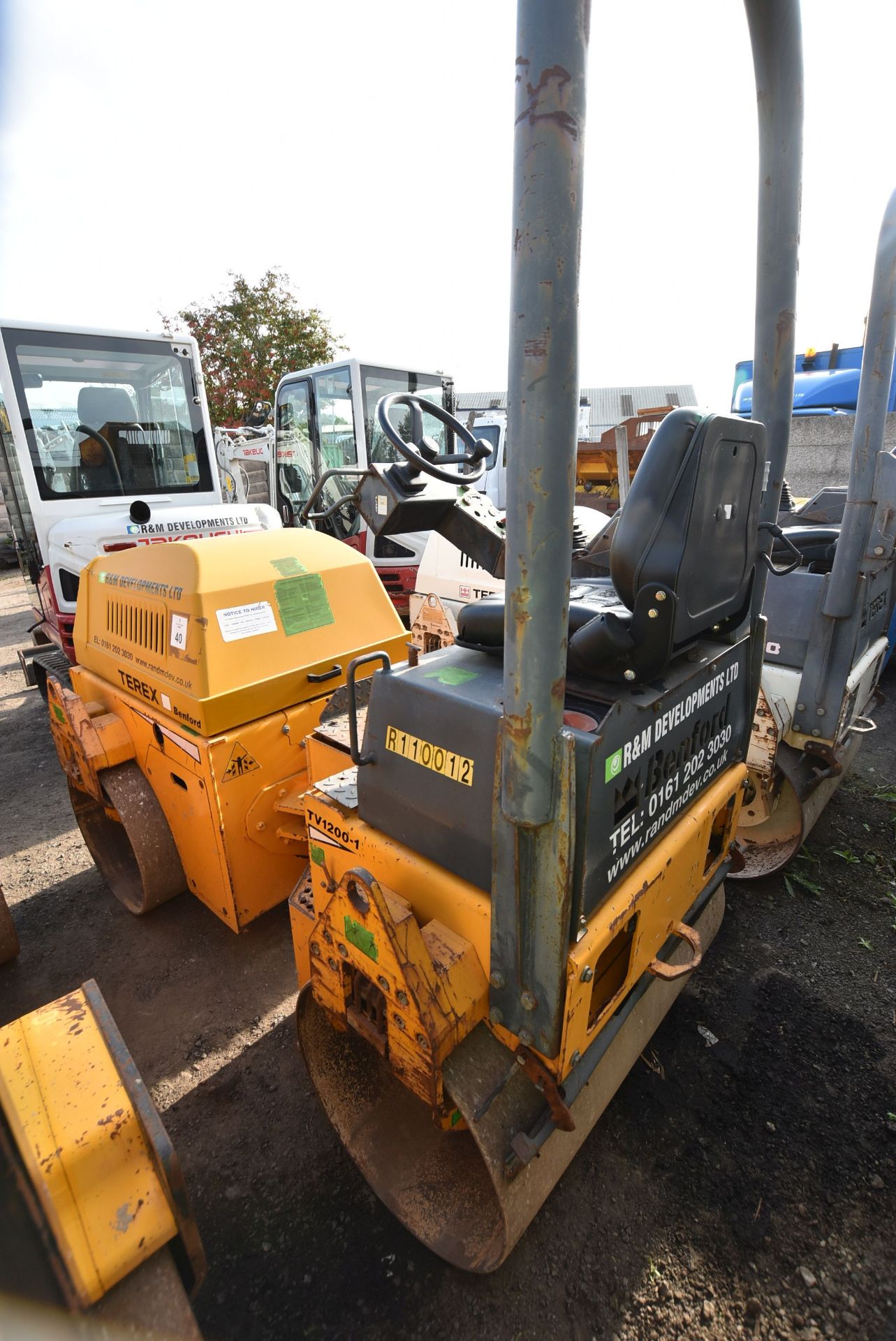 Benford Terex TV1200D VIBRATORY ROLLER, VIN SLBT00R0E402CC026, 2895kg (lot located at 55 Clifton - Image 4 of 5