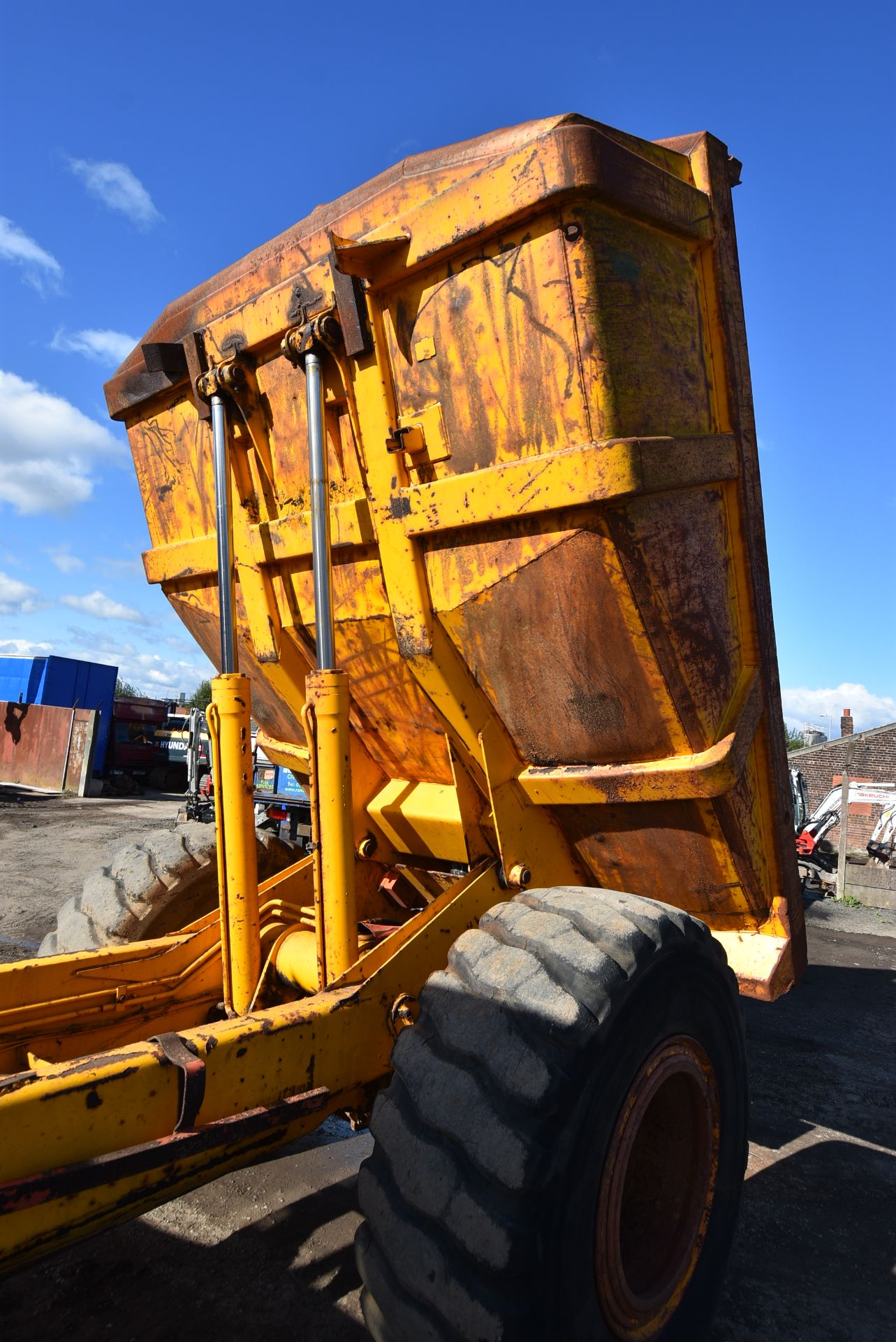 JCB 712 ARTICULATED DUMP TRUCK, serial no. 803231S (lot located at 55 Clifton Street, Miles - Image 6 of 10