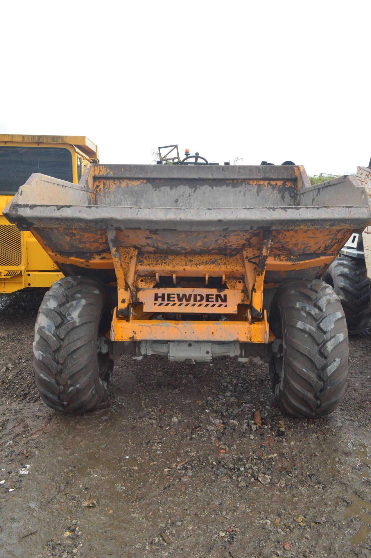 Thwaites MACH590 9T DUMPER, VIN SLCM590Z1106C0340, year of manufacture 2011, indicated hours 4081 ( - Image 7 of 7