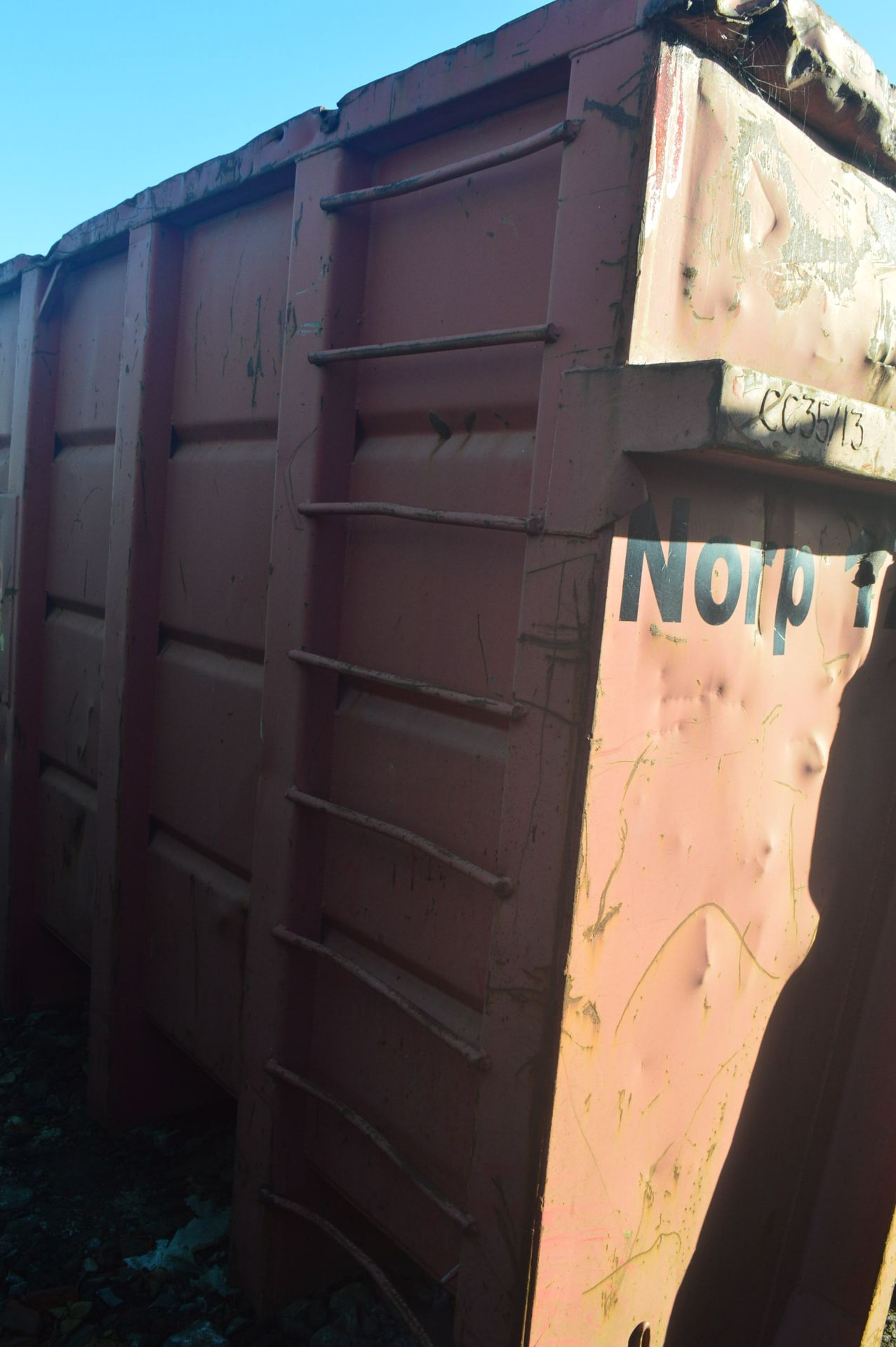 RORO Bin/ Skip (ref. 017) (lot located at Moorfield Drive, Altham, Accrington, Lancashire, BB5 - Image 4 of 5