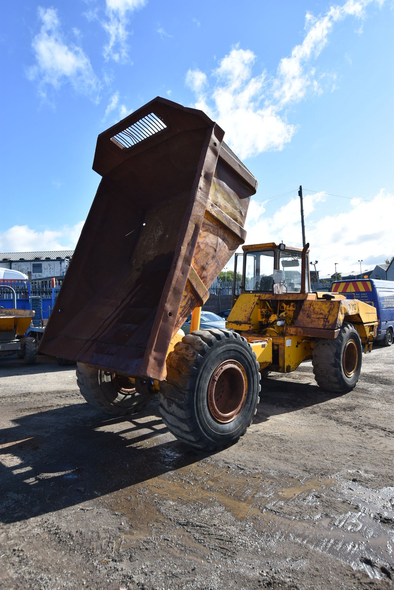JCB 712 ARTICULATED DUMP TRUCK, serial no. 803231S (lot located at 55 Clifton Street, Miles - Image 3 of 10