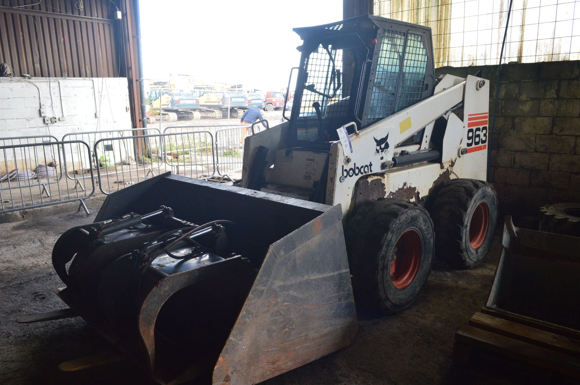 Bobcat 963 SKID STEER LOADER, pin 516511055, year of manufacture 1998, indicated hours 1042 (at time