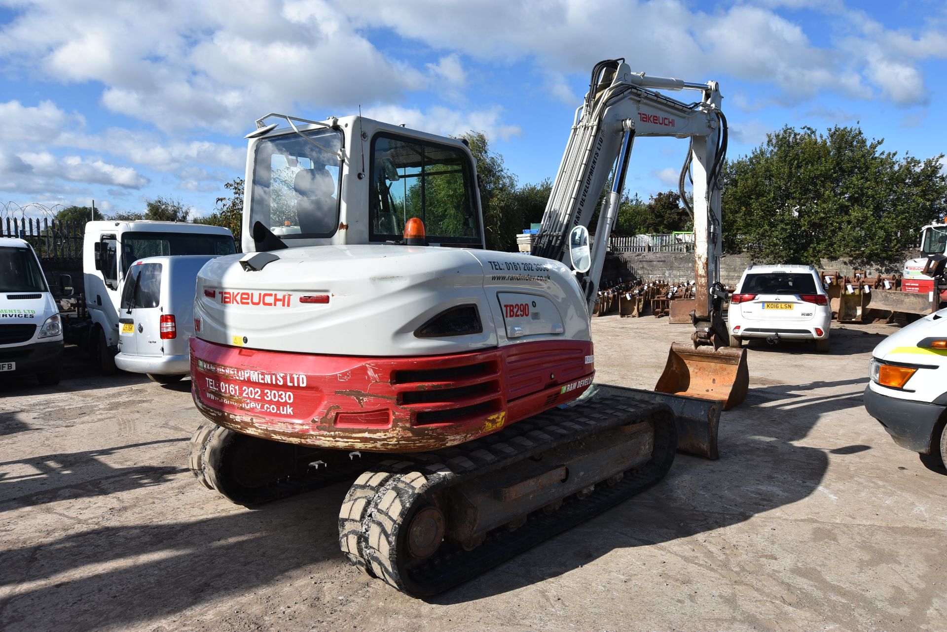 Takeuchi TB290 9T TRACKED EXCAVATOR, serial no. 190200125, year of manufacture 2014, approx. 4240 - Image 4 of 7