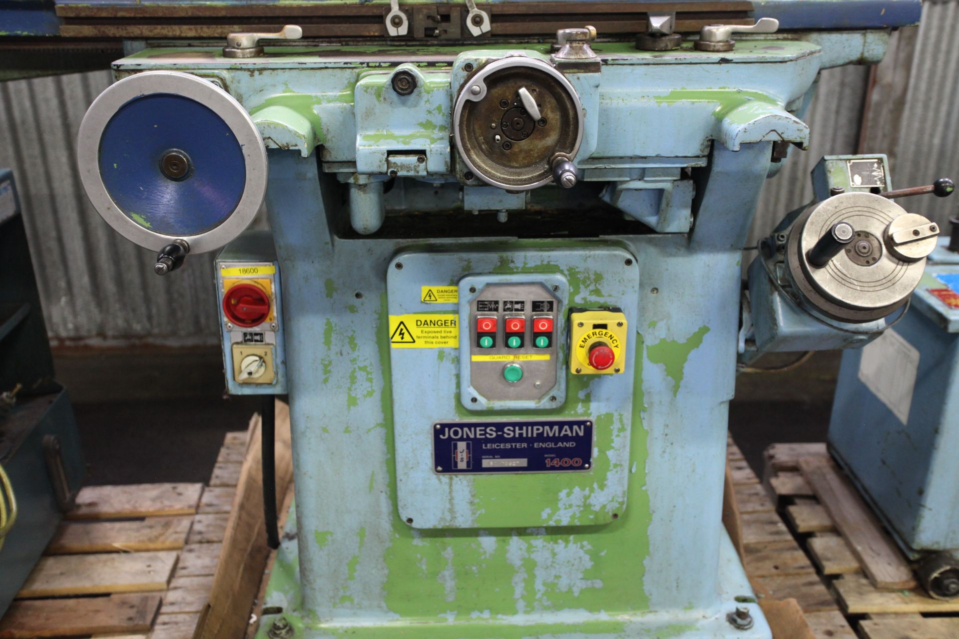 Jones & Shipman 1400 Surface Grinder, serial no. BO 78927, free loading onto purchasers - Image 3 of 6