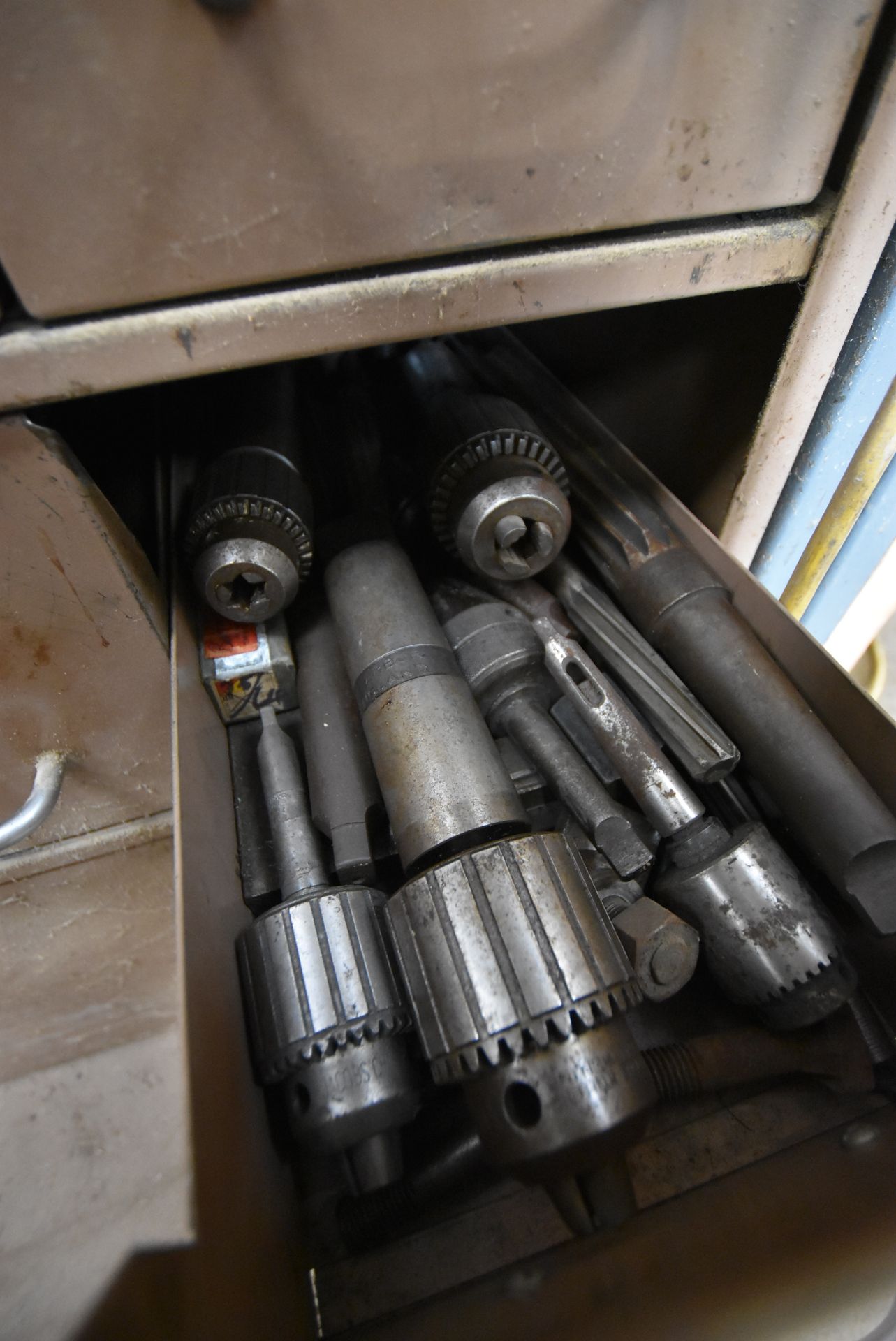 20 Drawer Steel Cabinet, with contents including go/ no go gauges, milling machine cutters, grease - Image 20 of 20