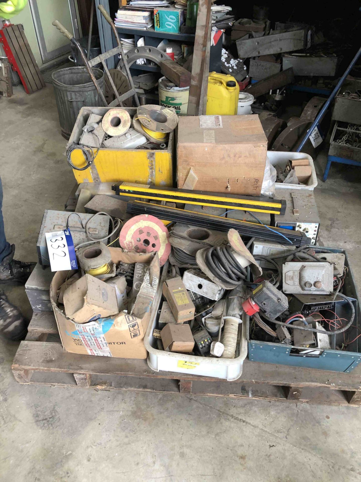 Pallet of Assorted Electrical Equipment, including oscilloscopes