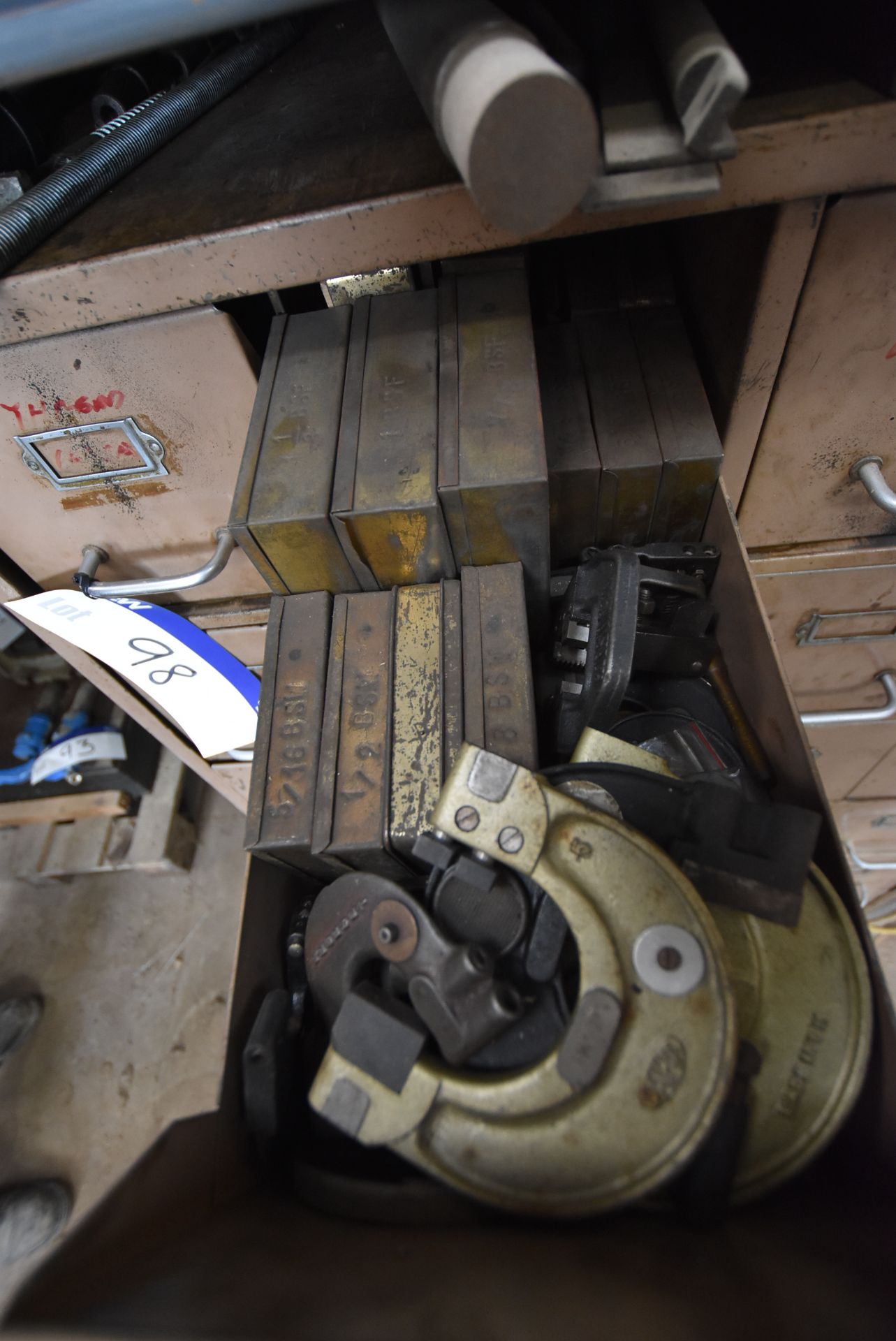 20 Drawer Steel Cabinet, with contents including go/ no go gauges, milling machine cutters, grease - Image 2 of 20