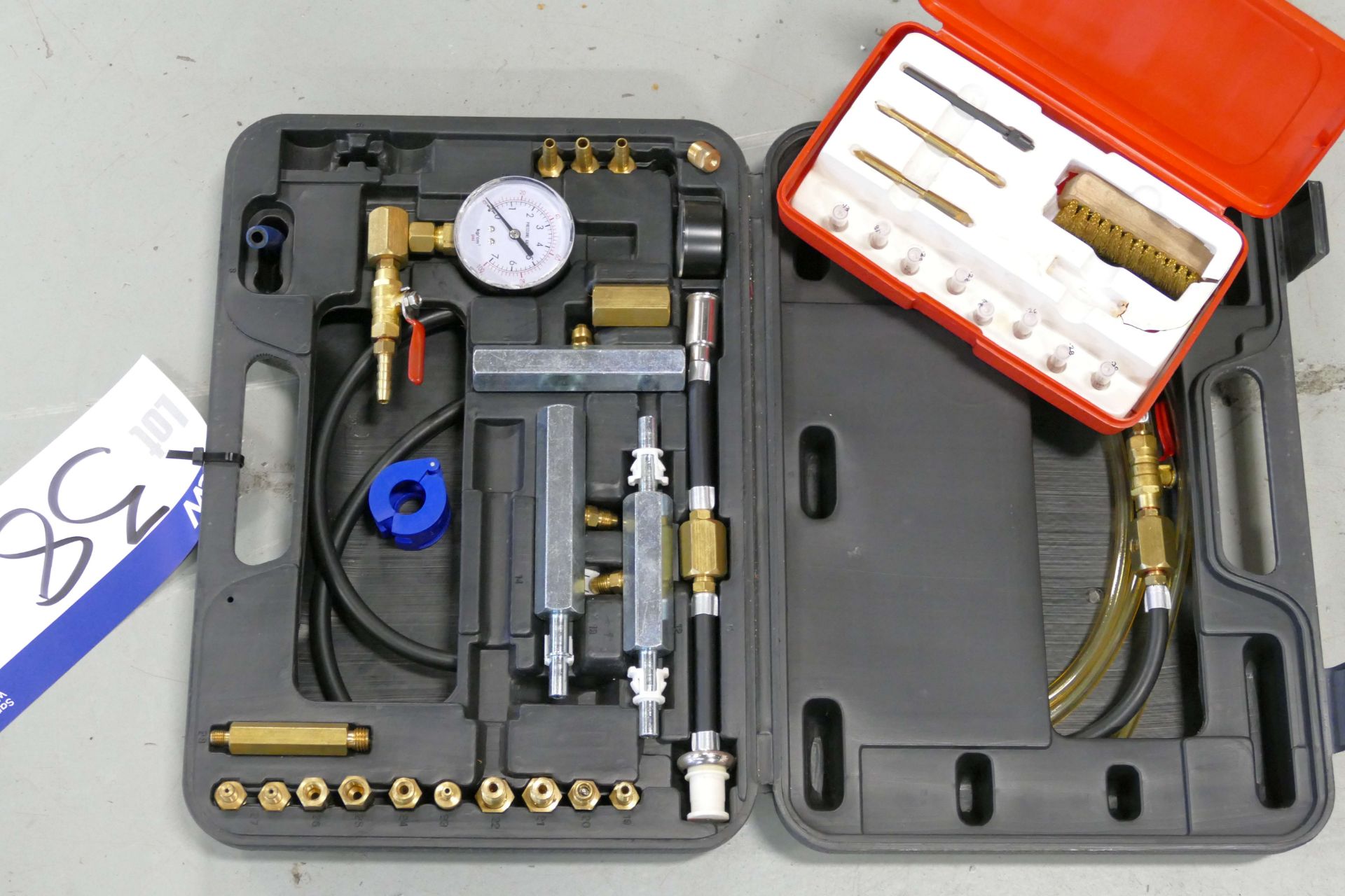 Fuel Injection Test Kit, with injector cleaning kit - Image 2 of 2