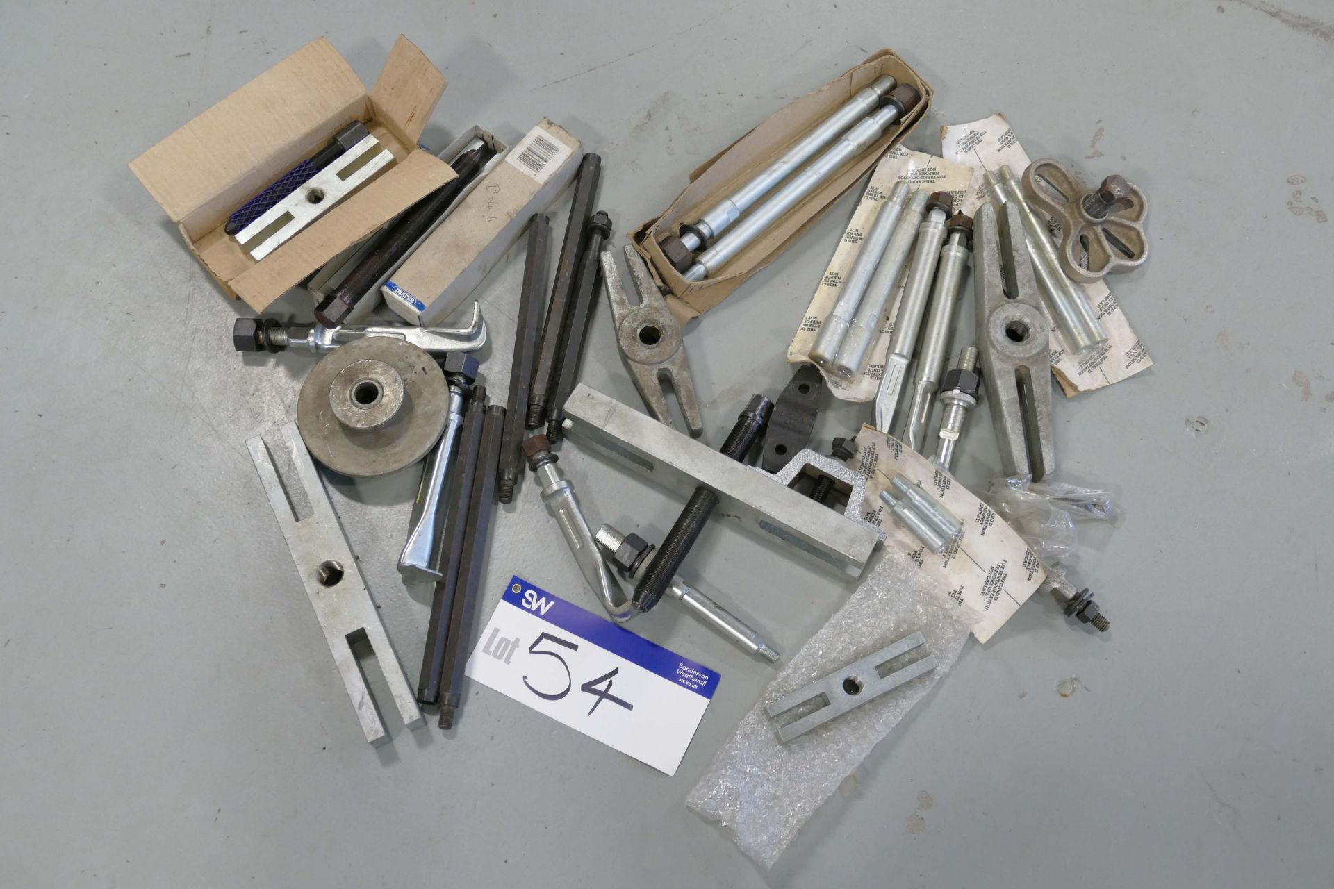 Assorted Pulling Set Components, as set out - Image 2 of 3