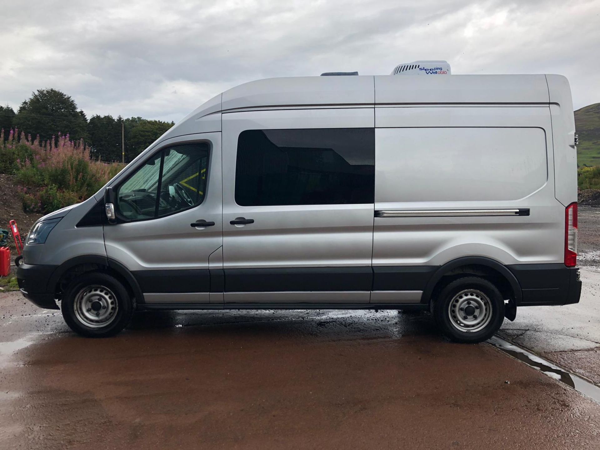 Extra Lot - Ford TRANSIT 350 2.2 TDCi 155PS EURO 5 FOUR WHEEL DRIVE HIGH ROOF UNIQUE TRAVELLING WORK - Image 6 of 33