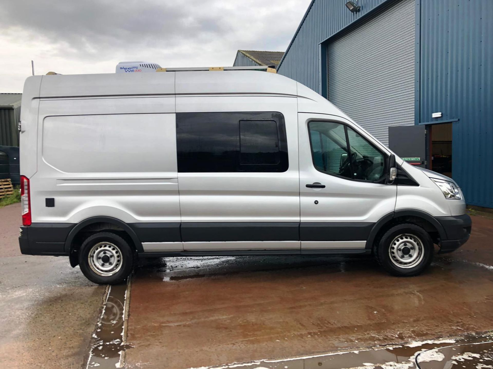 Extra Lot - Ford TRANSIT 350 2.2 TDCi 155PS EURO 5 FOUR WHEEL DRIVE HIGH ROOF UNIQUE TRAVELLING WORK - Image 3 of 33