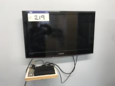 Samsung HD 32in Television, with wall bracket
