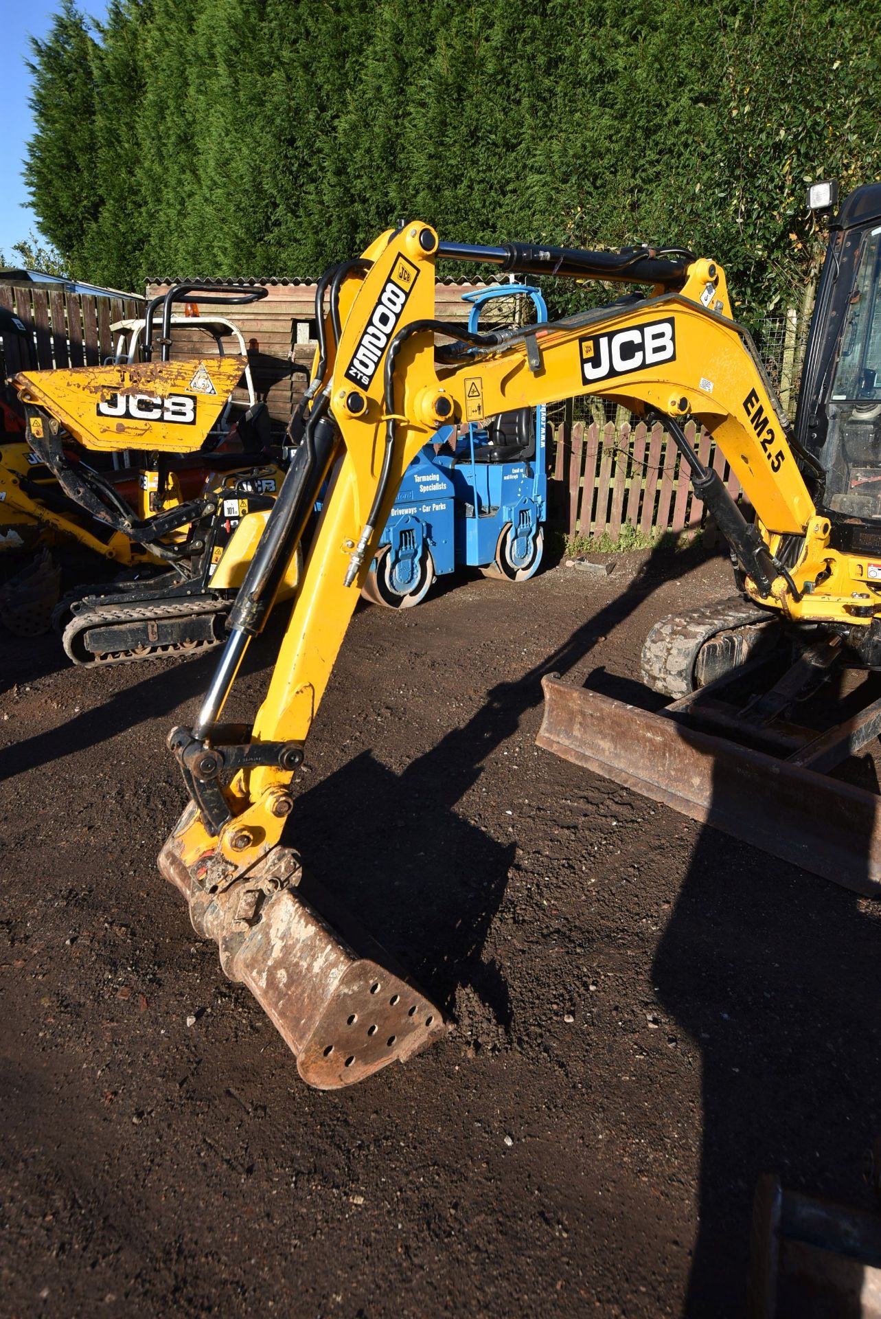 JCB 8025 ZTS 2833kg TRACKED MINI EXCAVATOR, serial no. JCB08025L02226607, year of manufacture - Image 7 of 12