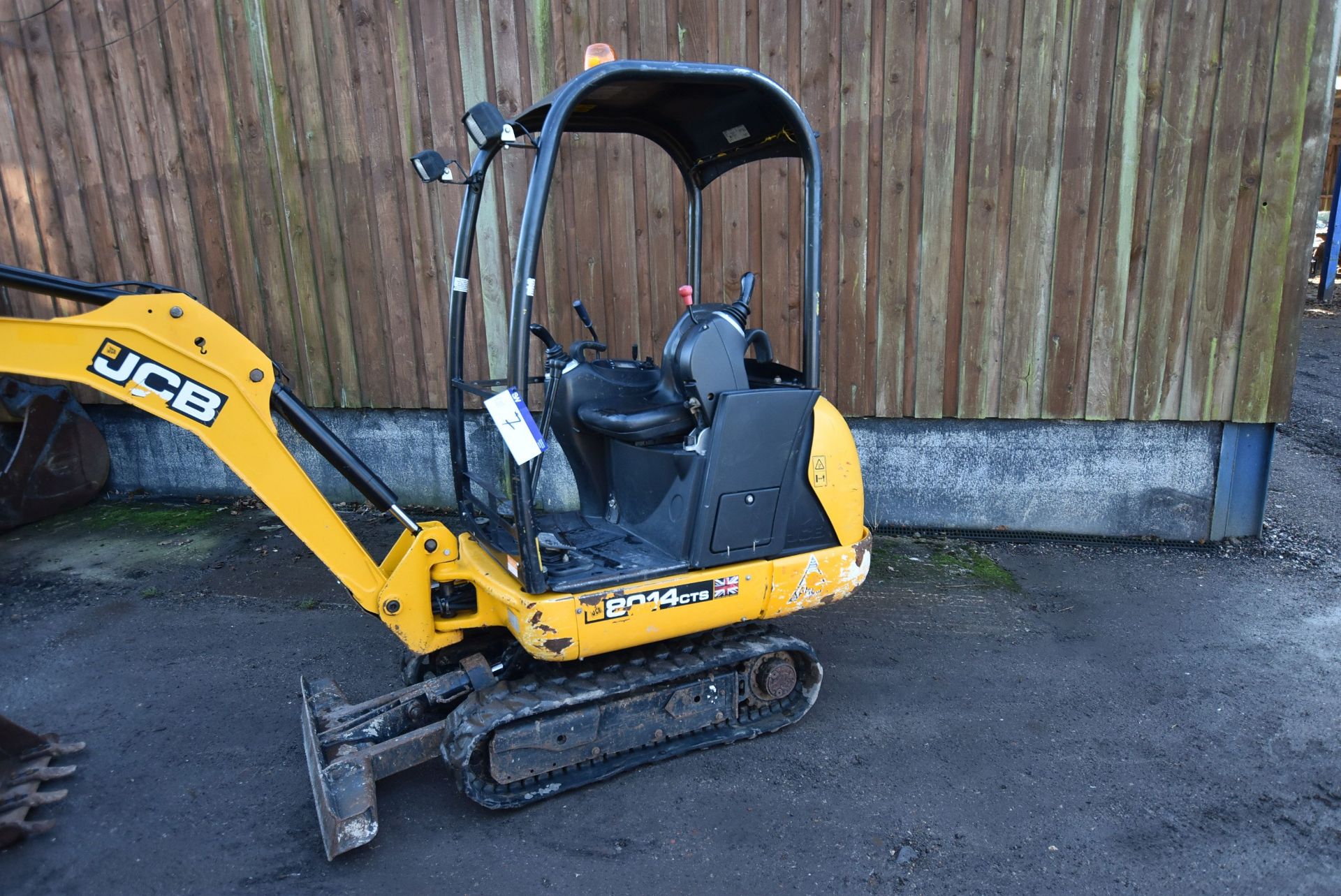 JCB 8014 CTS 1481kg TRACKED COMPACT EXCAVATOR, serial no. JCB06014L02373979, year of manufacture - Image 3 of 10