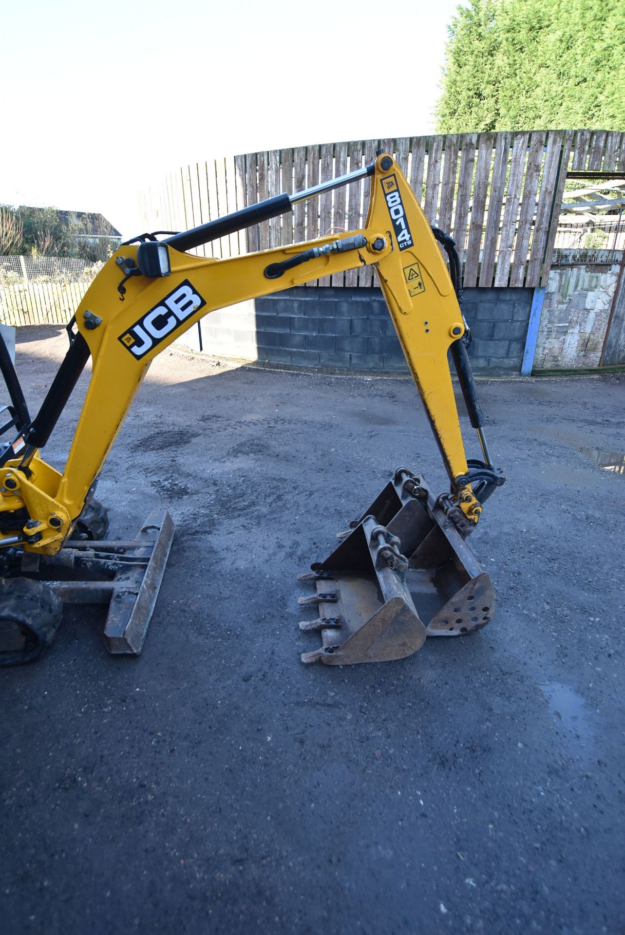 JCB 8014 CTS 1481kg TRACKED COMPACT EXCAVATOR, serial no. JCB06014L02373979, year of manufacture - Image 5 of 10