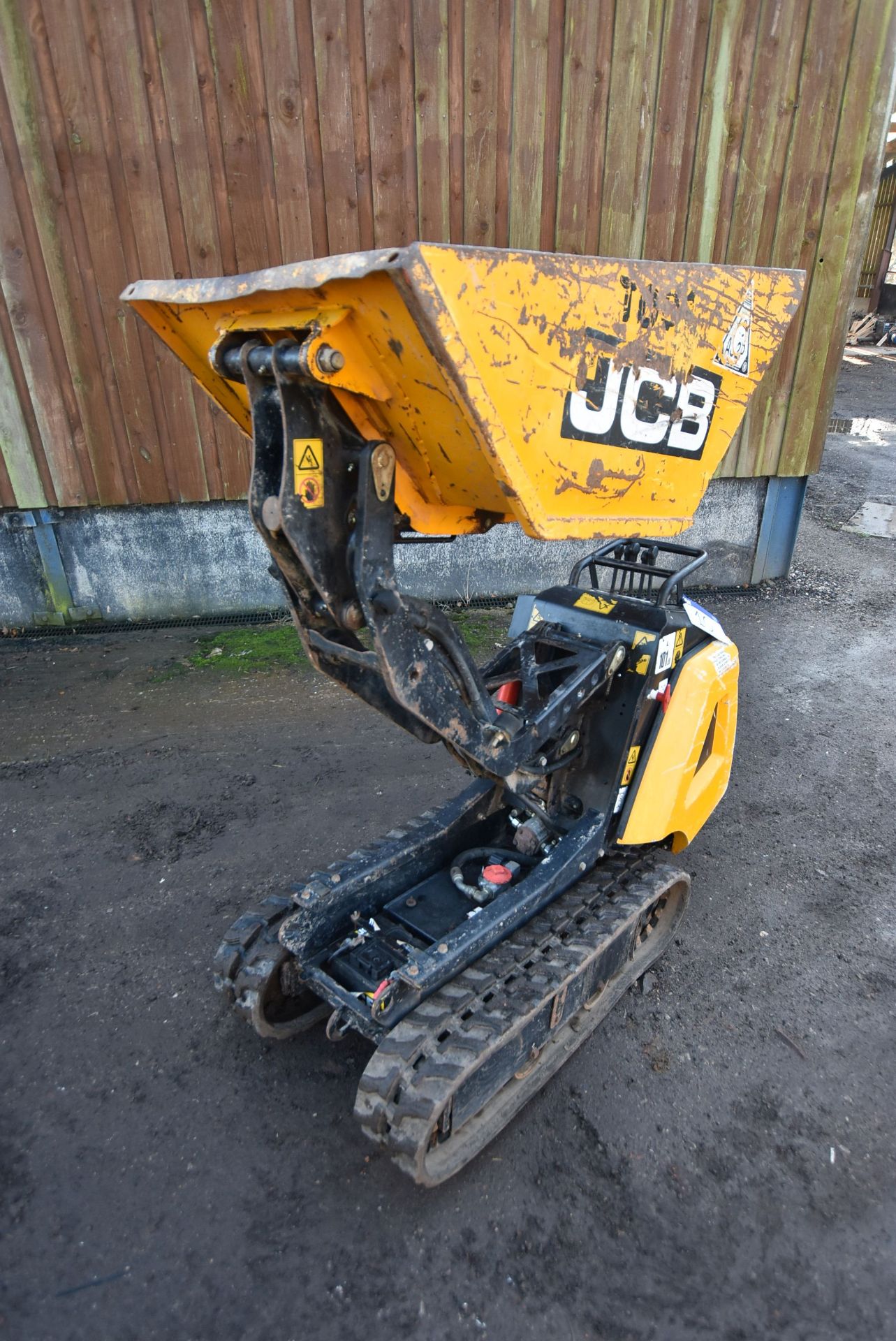 JCB HTD-5 Dumpster Tracked Walk Behind High Tip Dumper, note no date plate or serial number - Image 7 of 10