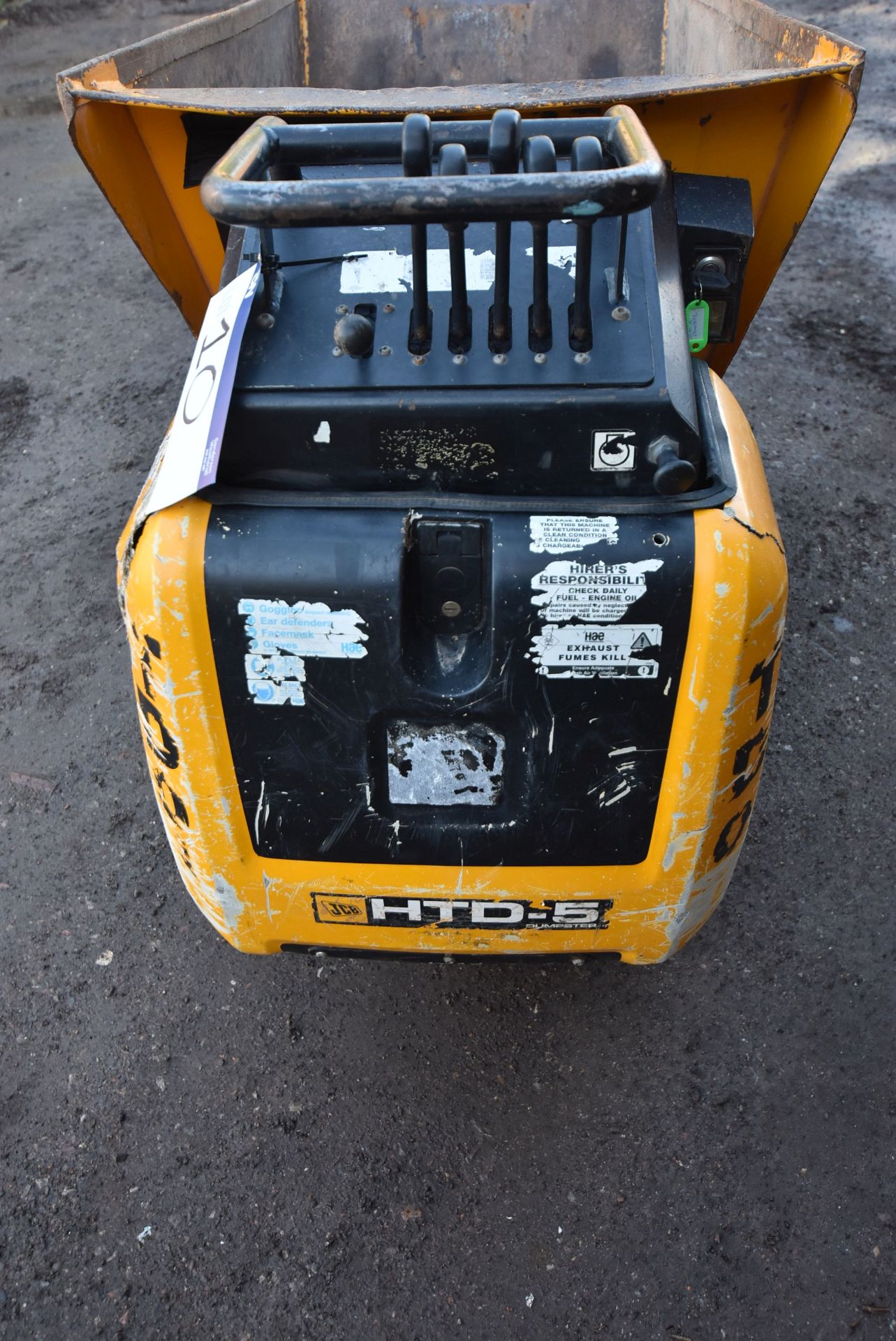 JCB HTD-5 Dumpster Tracked Walk Behind High Tip Dumper, note no date plate or serial number - Image 4 of 10