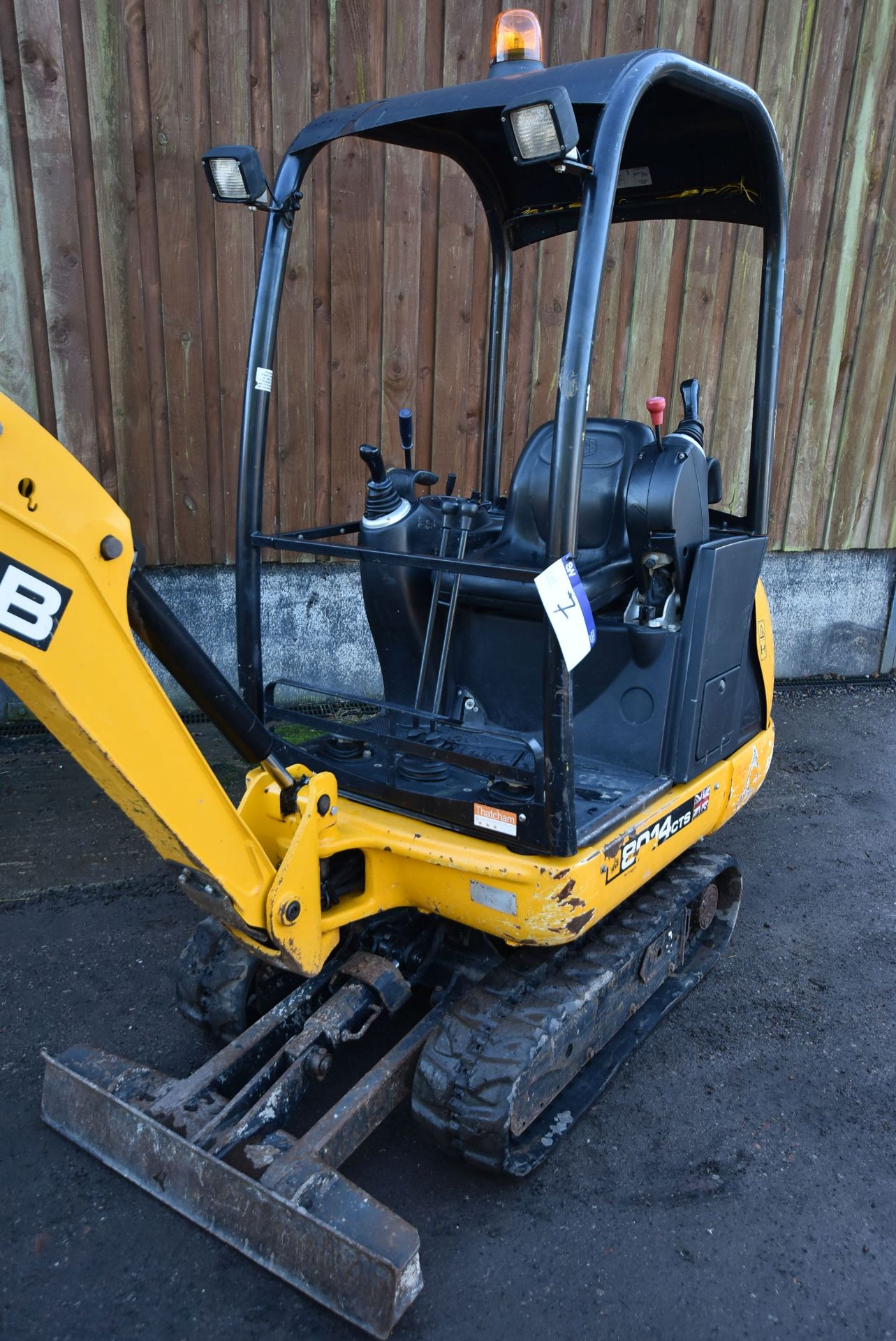 JCB 8014 CTS 1481kg TRACKED COMPACT EXCAVATOR, serial no. JCB06014L02373979, year of manufacture - Image 2 of 10