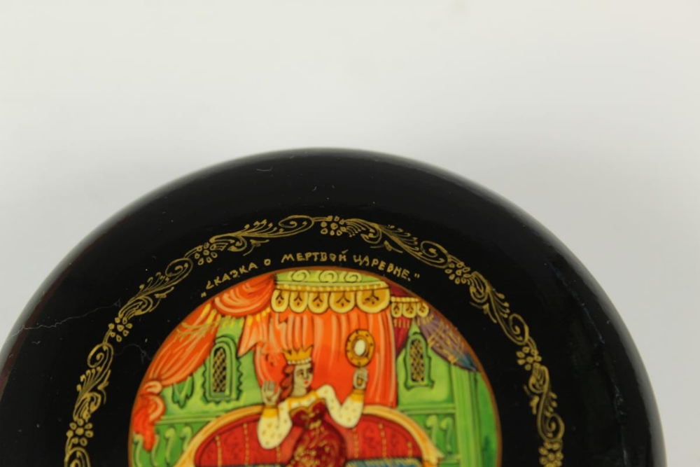 Collection of 3 Russian Lacquer Ware Boxes - Image 7 of 25
