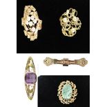 Collection of 5 Brooches