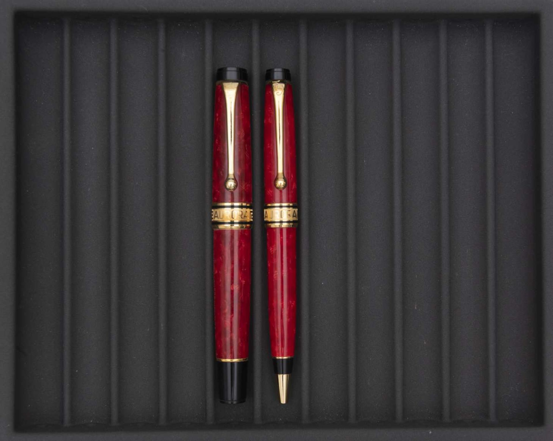AURORA, 75ème anniversaire, Lot de deux stylos Stylo plume édité à 7500 exemplaires (n°7044),