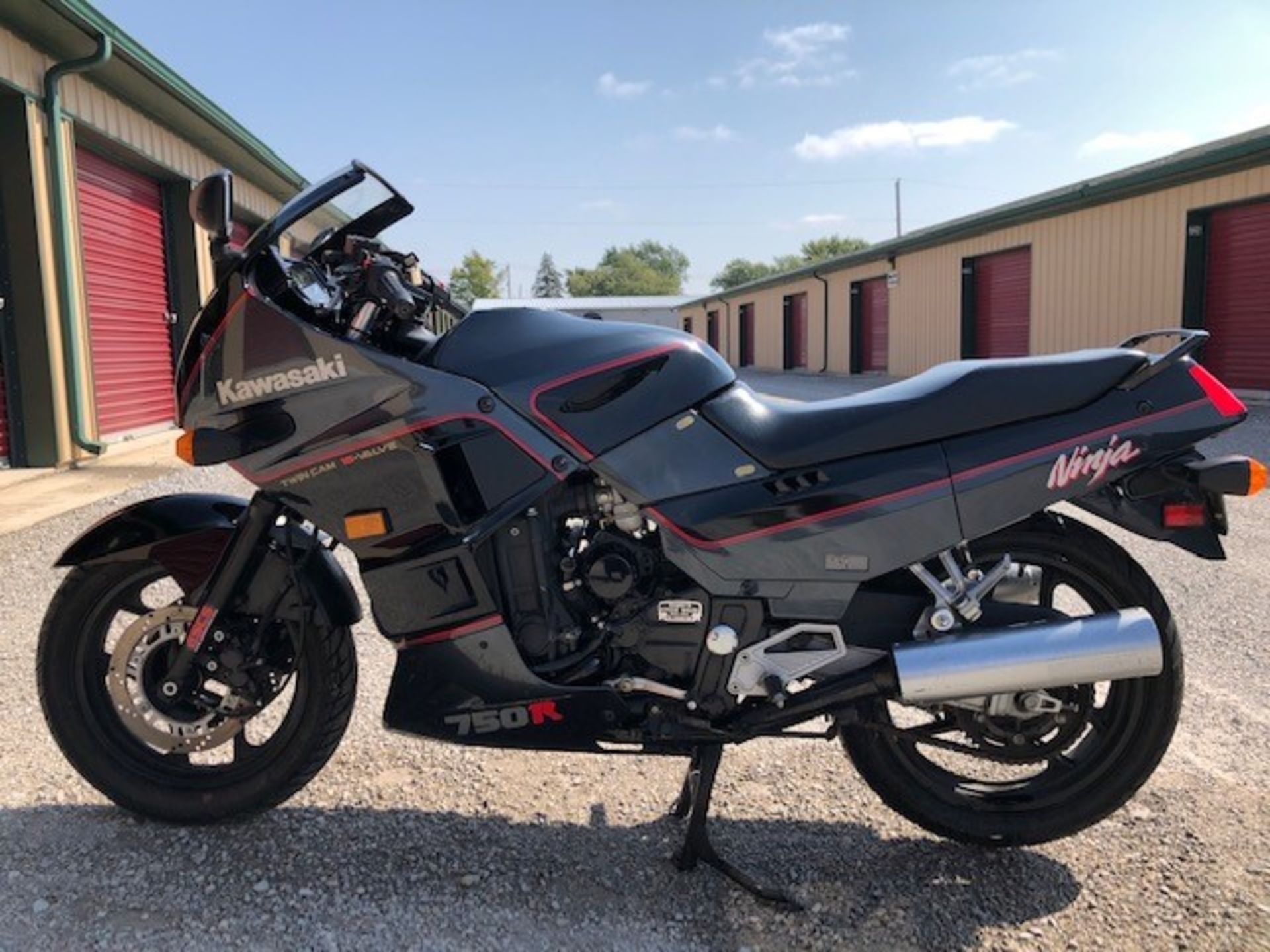 1987 KAWASAKI 750 NINJA (6,440 MILES) - Image 2 of 5