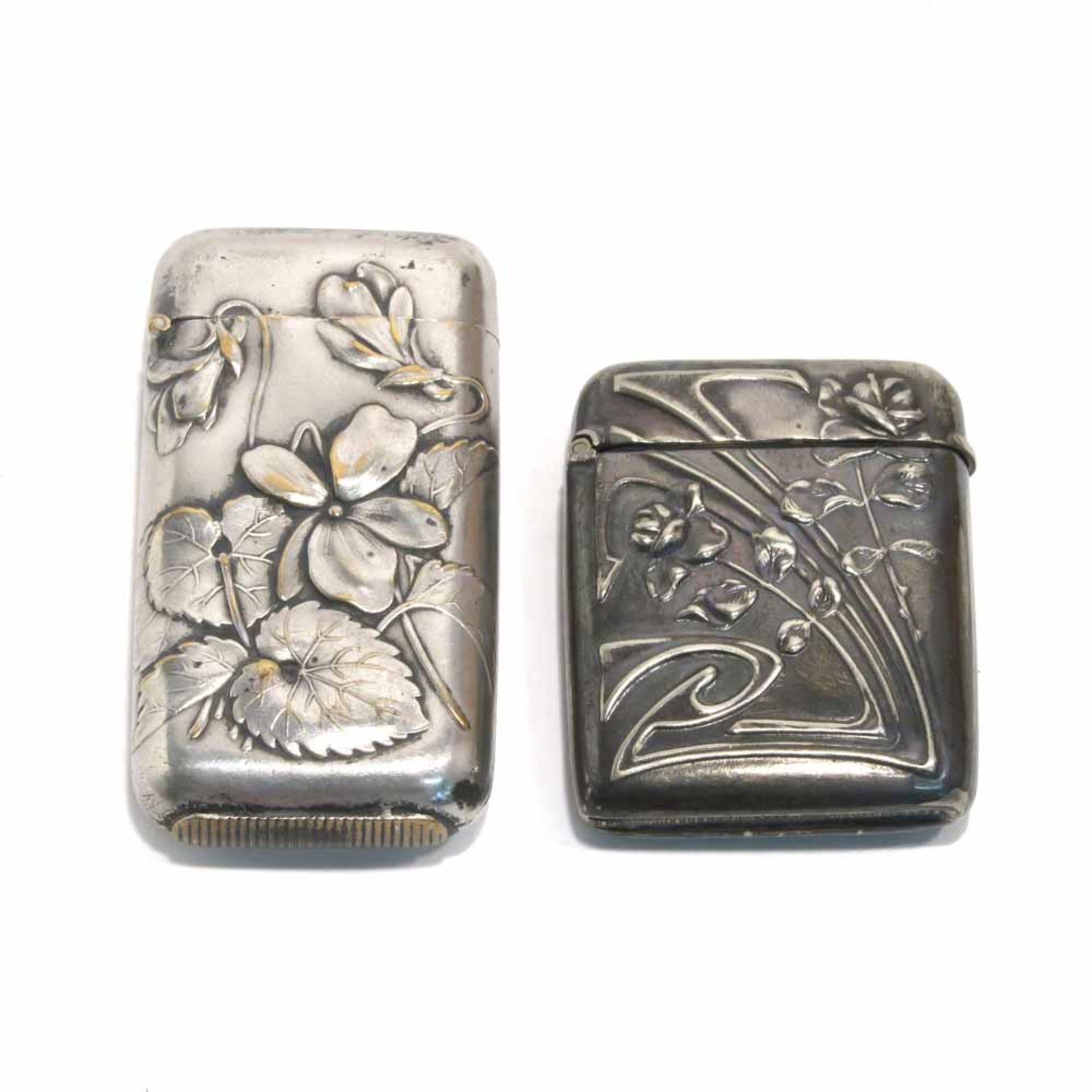 Zwei StreichholzdosenTwo vesta cases (match safes)Um 1900Alpacca Silber bzw. versilbert (
