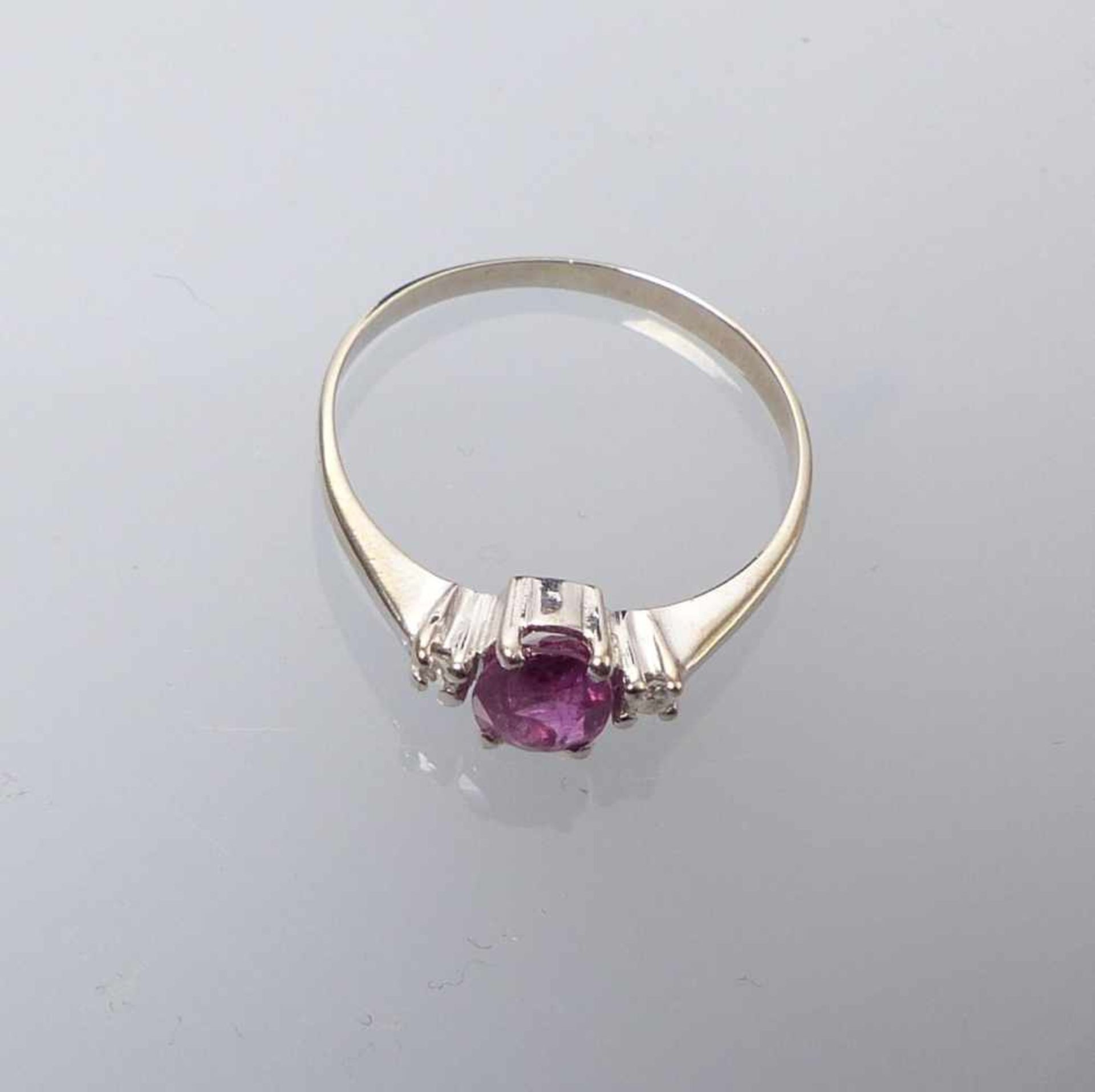 Ruby brilliant ring