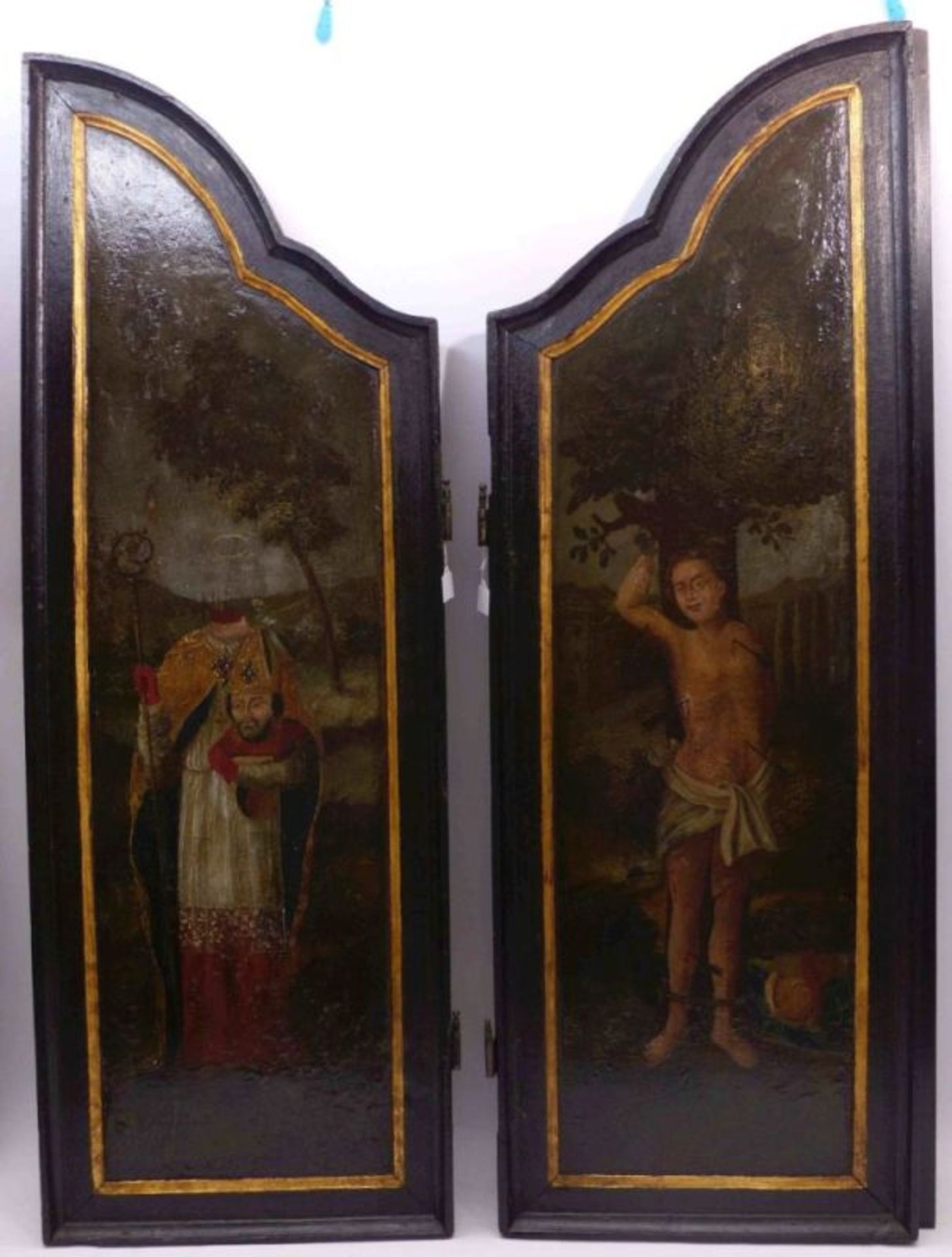 Two side panels of a winged altar with Annunciation and Saints - Image 9 of 13