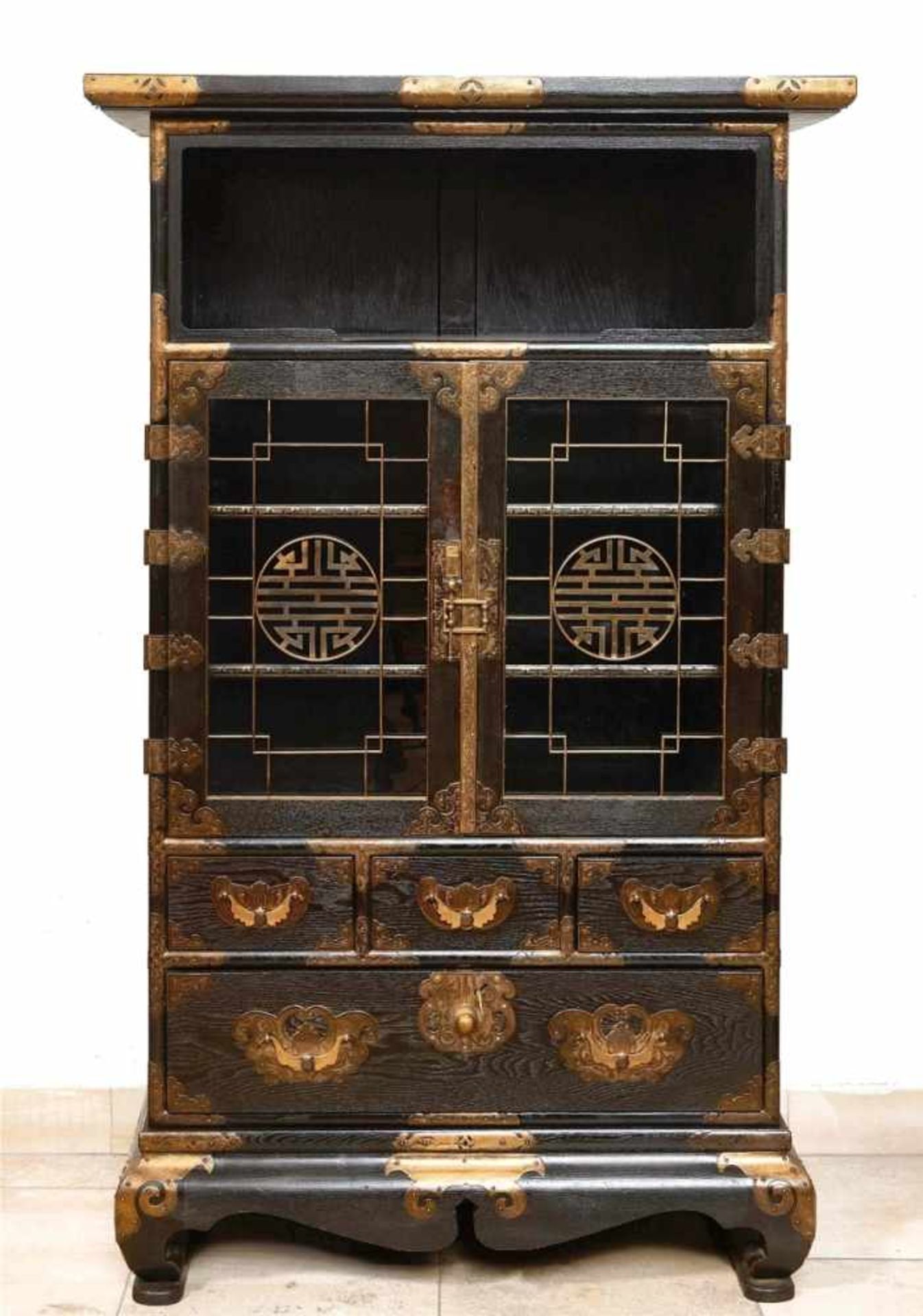 Showcase Cabinet