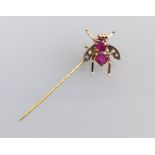 Figurative lapel pin