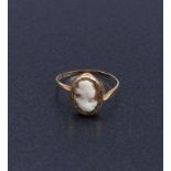 Ring with cameo