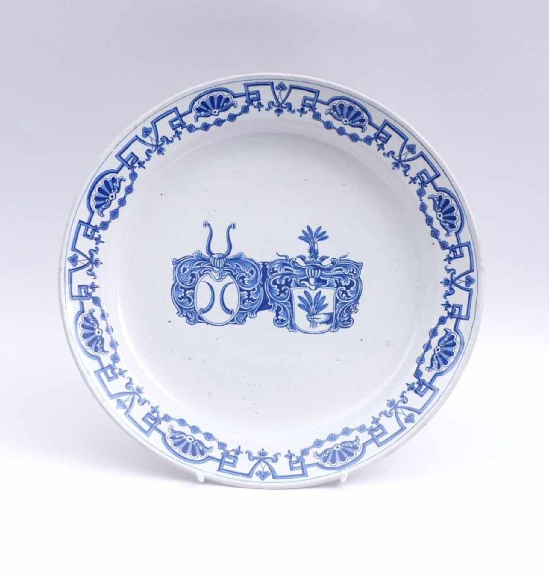 Large plate with alliance crest