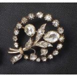 Expressive diamond brooch