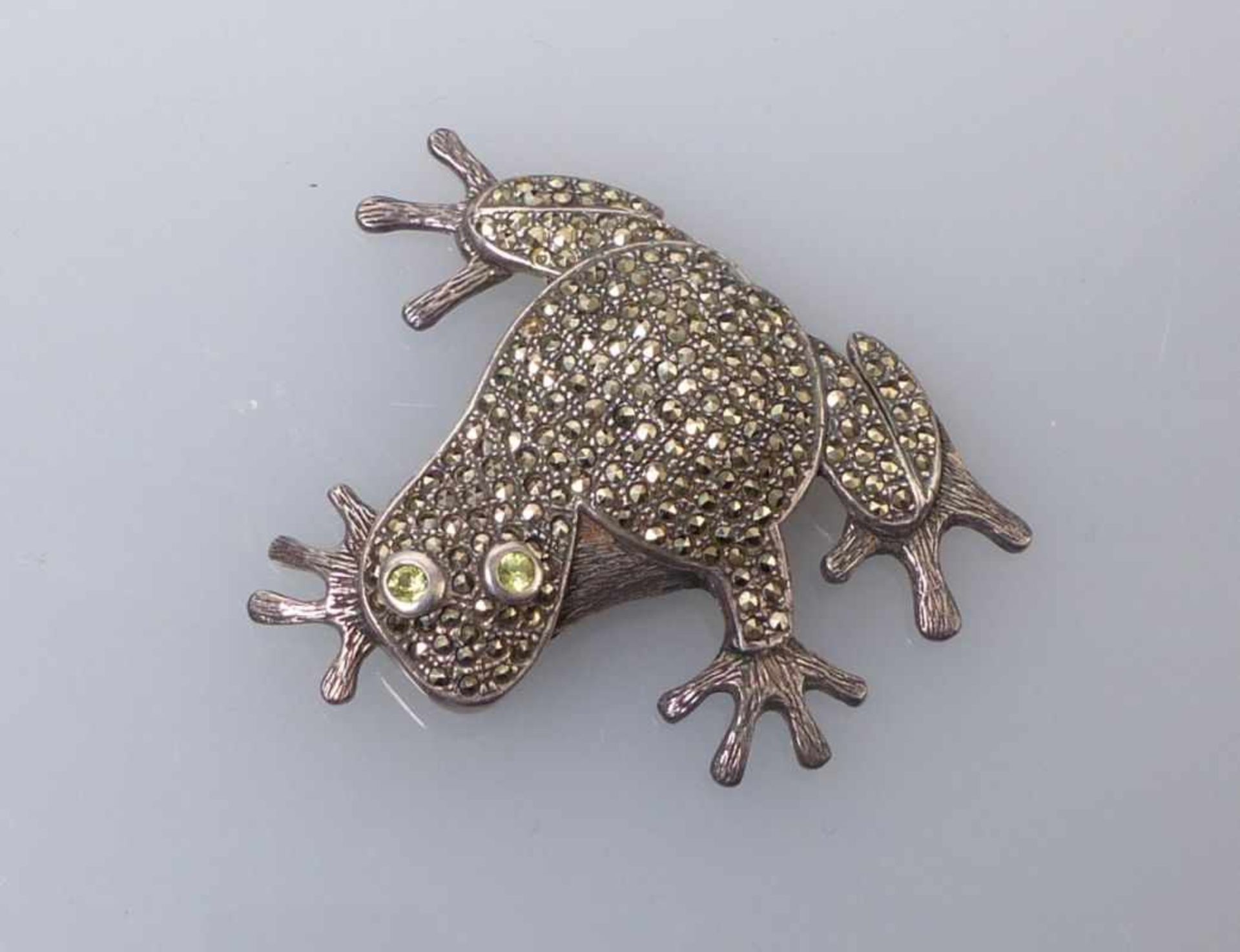 Figurative brooch - Bild 3 aus 3