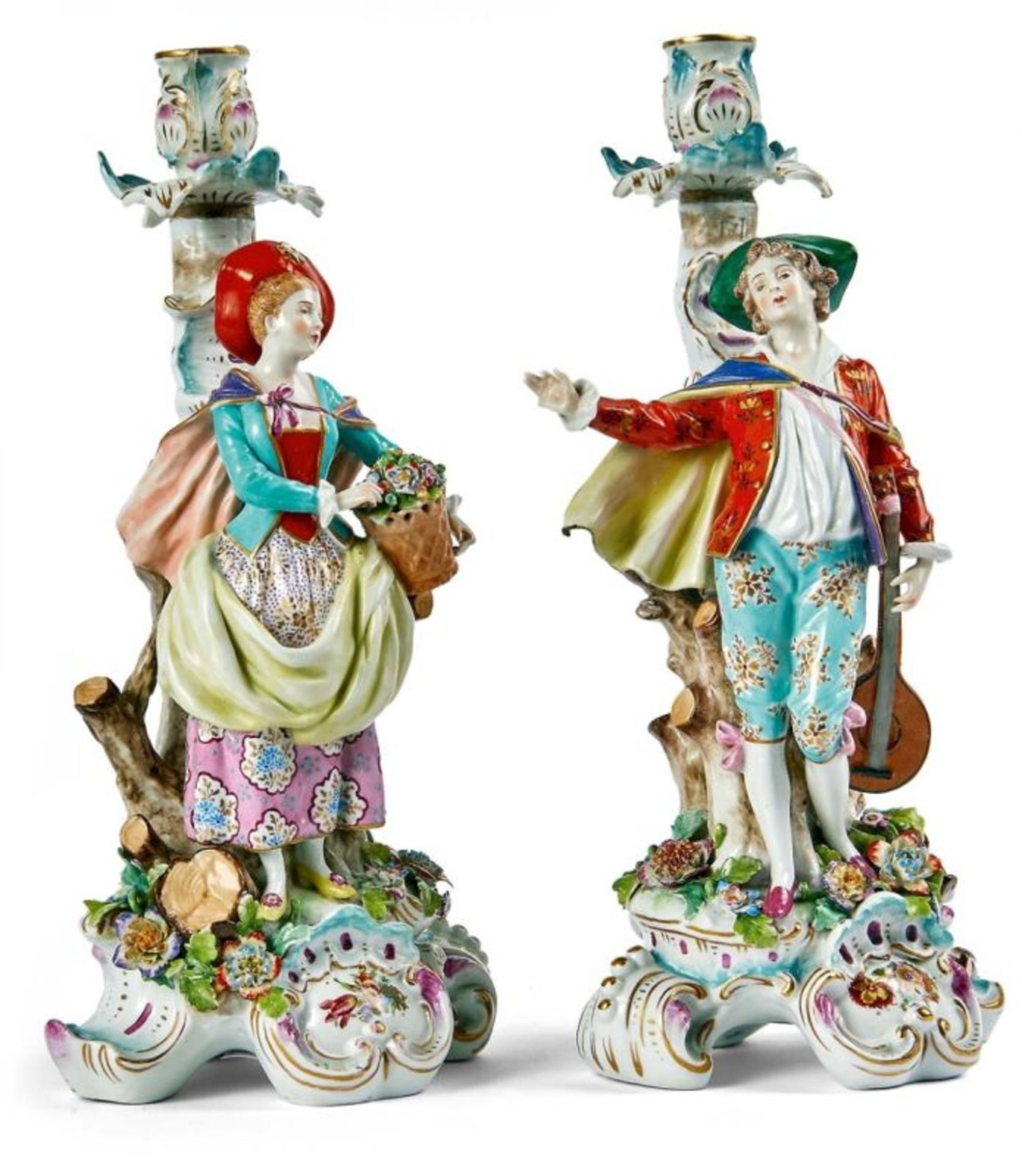 Paar FigurenleuchterPlaue (Thüringen), C.G. Schierholz & Sohn - E. 19. Jh.Auf vierpassigem,