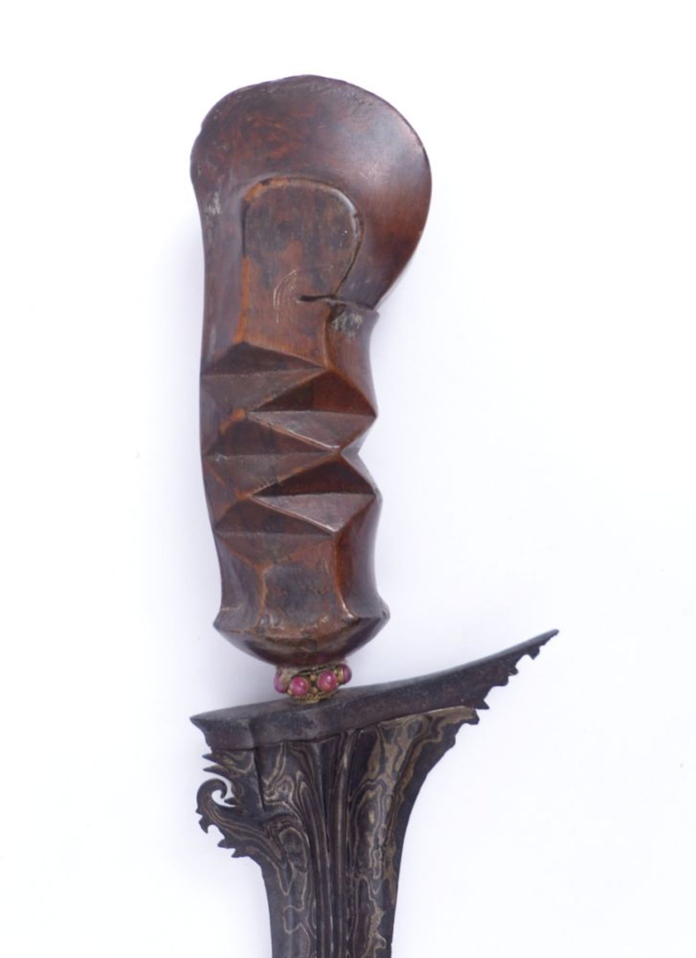 KrisIndonesienGeflammte, asymmetrische Pamor-Stahlklinge (Dapur Luk), vollplastisches Heft aus - Image 3 of 5