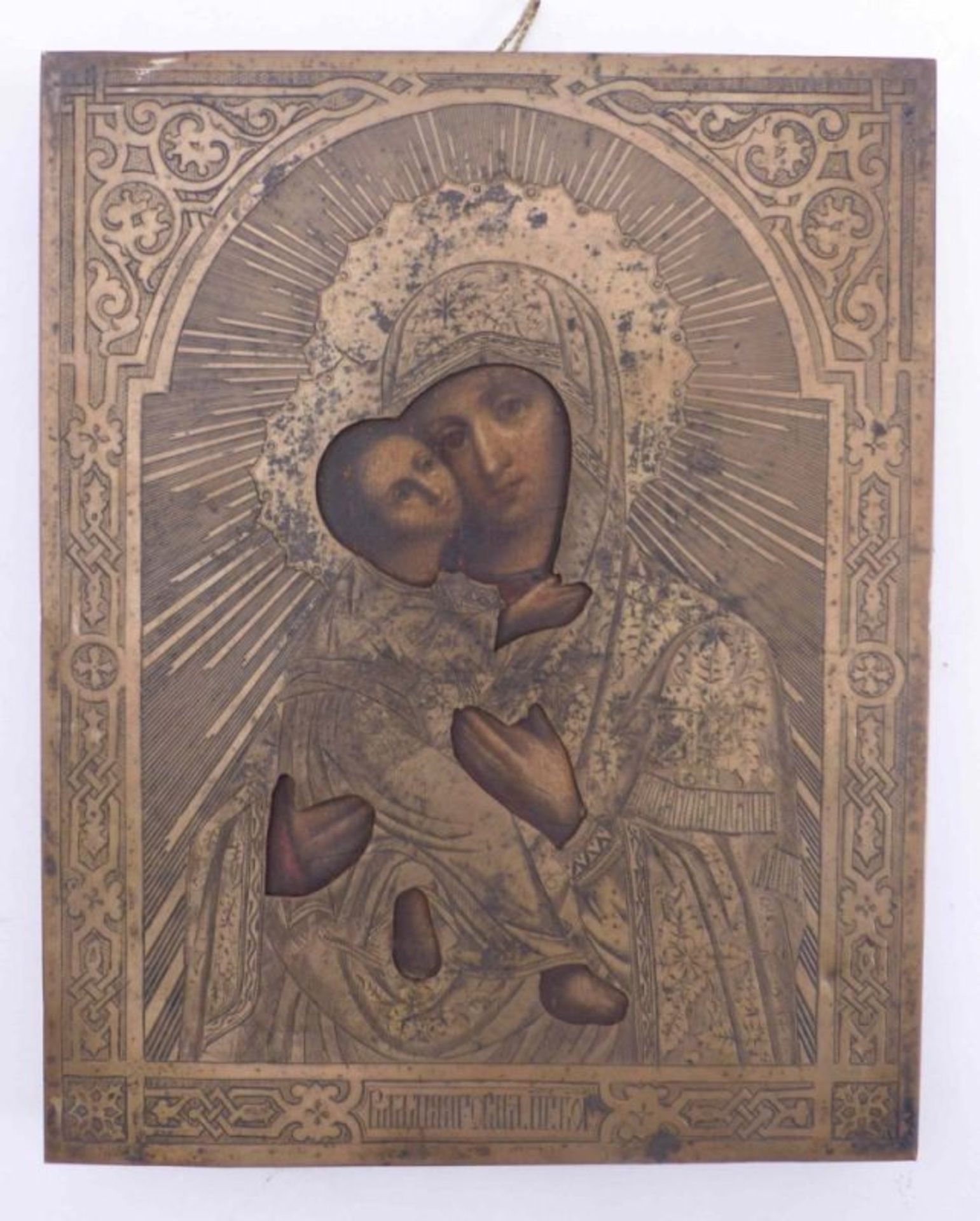 Muttergottes von Wladimir mit OkladMoskau, 1873Halbfigurige Darstellung der Madonna mit dem Kind. - Bild 2 aus 2