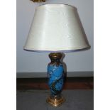 Große Cloisonné-Vase als Tischlampe