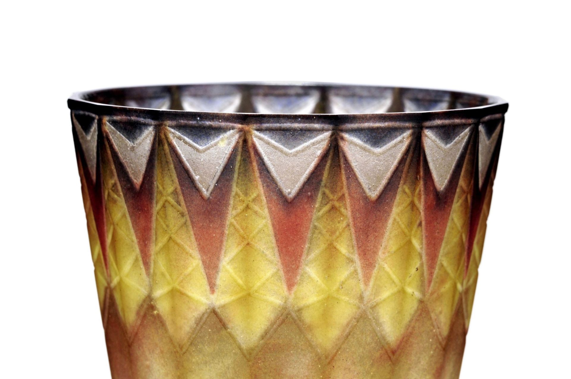 Seltene Bechervase "Vase à motifs de fers de lance gravés". Gabriel Argy-Rousseau, Paris, - Bild 4 aus 7