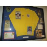 Peter Shilton: Signed Yellow England No. 12 Goalkeeping jersey, circa 1973, 44in w x 35in hgt