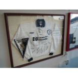 Tottenham Hotspur replica signed jersey and pennant 1998/99 - 14 signatures 42in w x 34in hgt ***