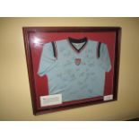 US Women's National Team replica jersey signed by 1999 World Cup Team 26 signatures, including Mia