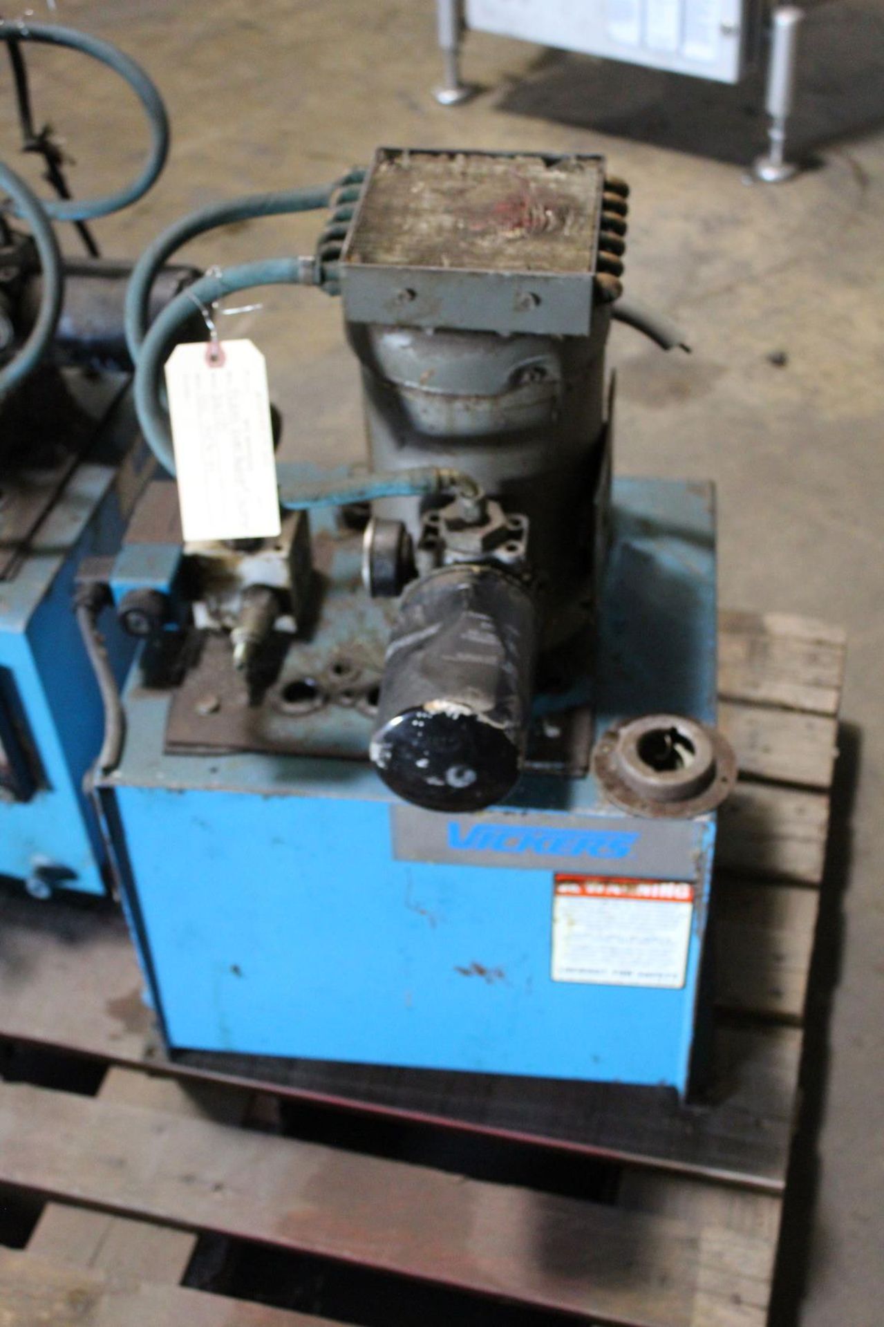 Vickers Eaton Packaged System, Model # 3043783, Serial# 01E-35176-01, Item# mtlvickeps76-01, Located