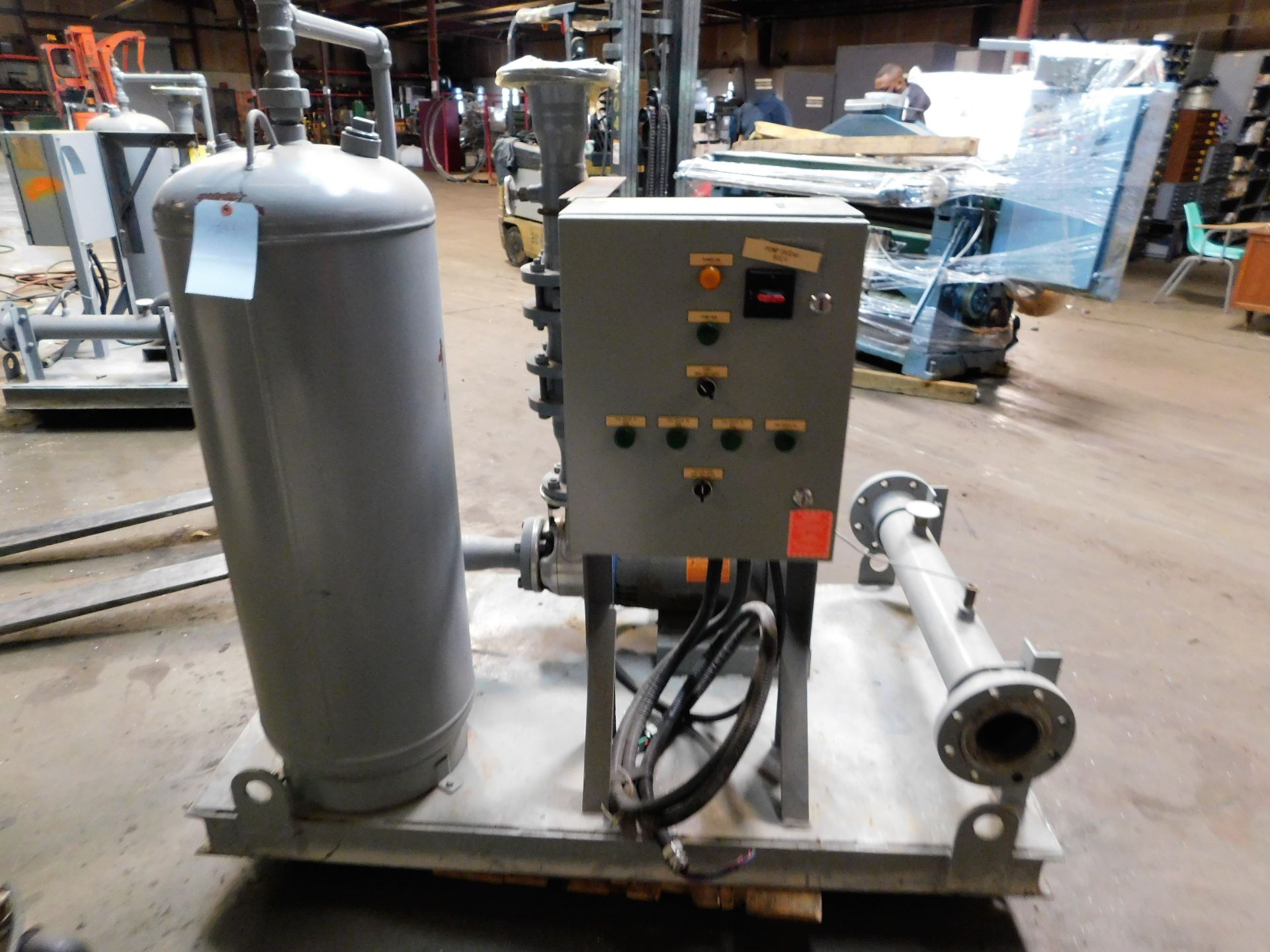 Goulds AC Pump, 15 Hp, 3450 Rpm, 575 volts, Controls included, Never been Used, Excellent Condition,