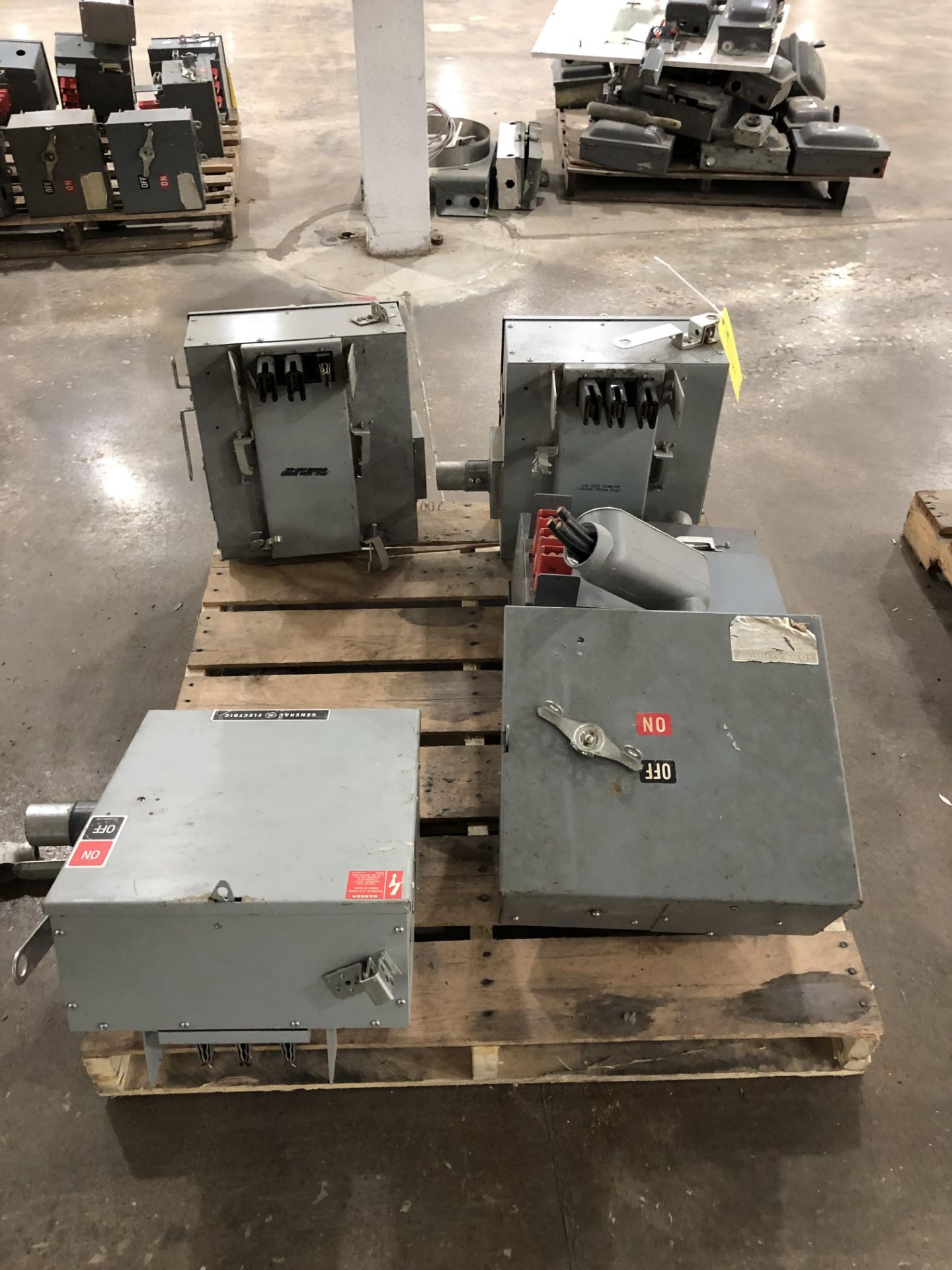 Pallet of (4) GE 60 amp tap boxes, 600/480/240 Volt, 3 phase, 3 wire, Rigging/ Loading Fee: $25